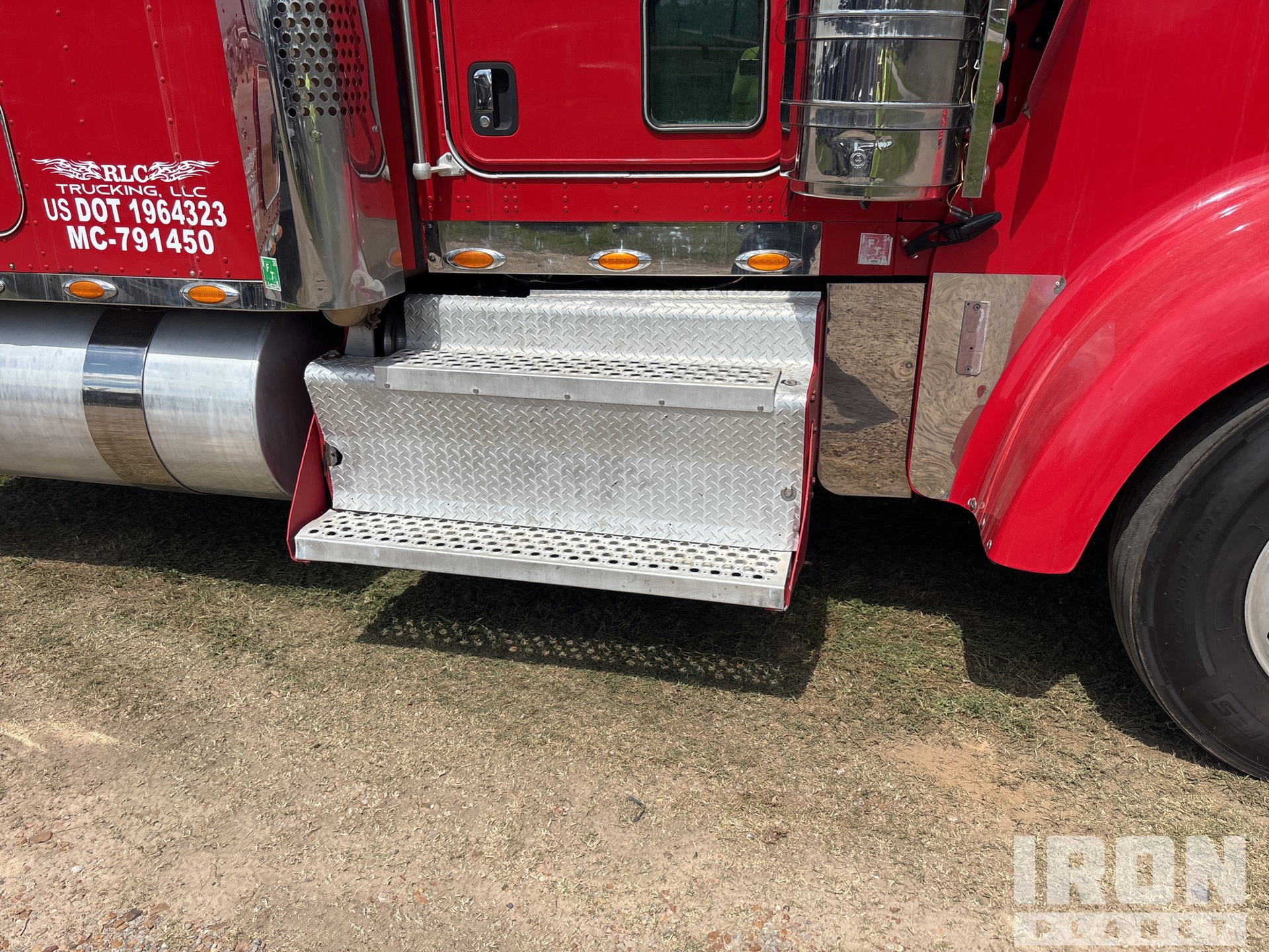 2016 Kenworth W900