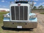 General Appearance with Exterior Lights