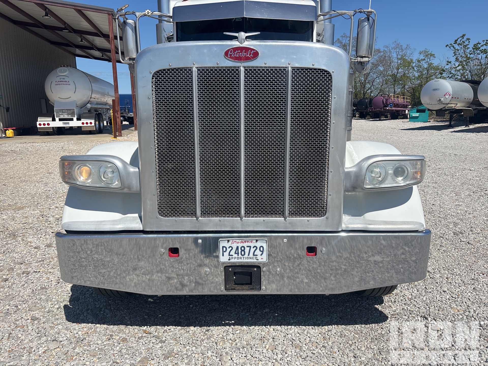 2015 Peterbilt 389