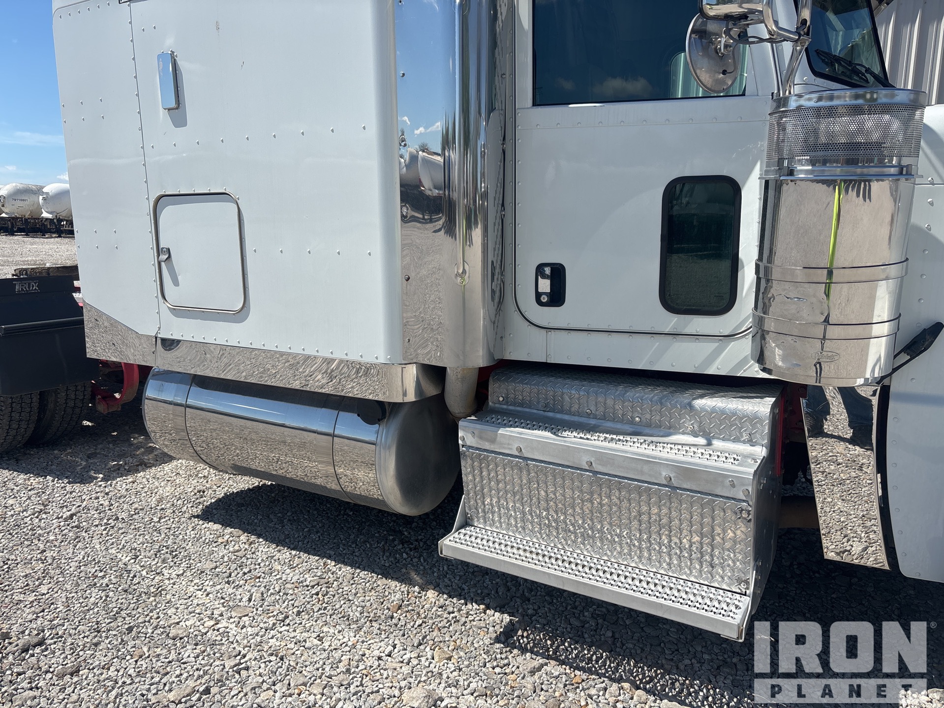 2015 Peterbilt 389