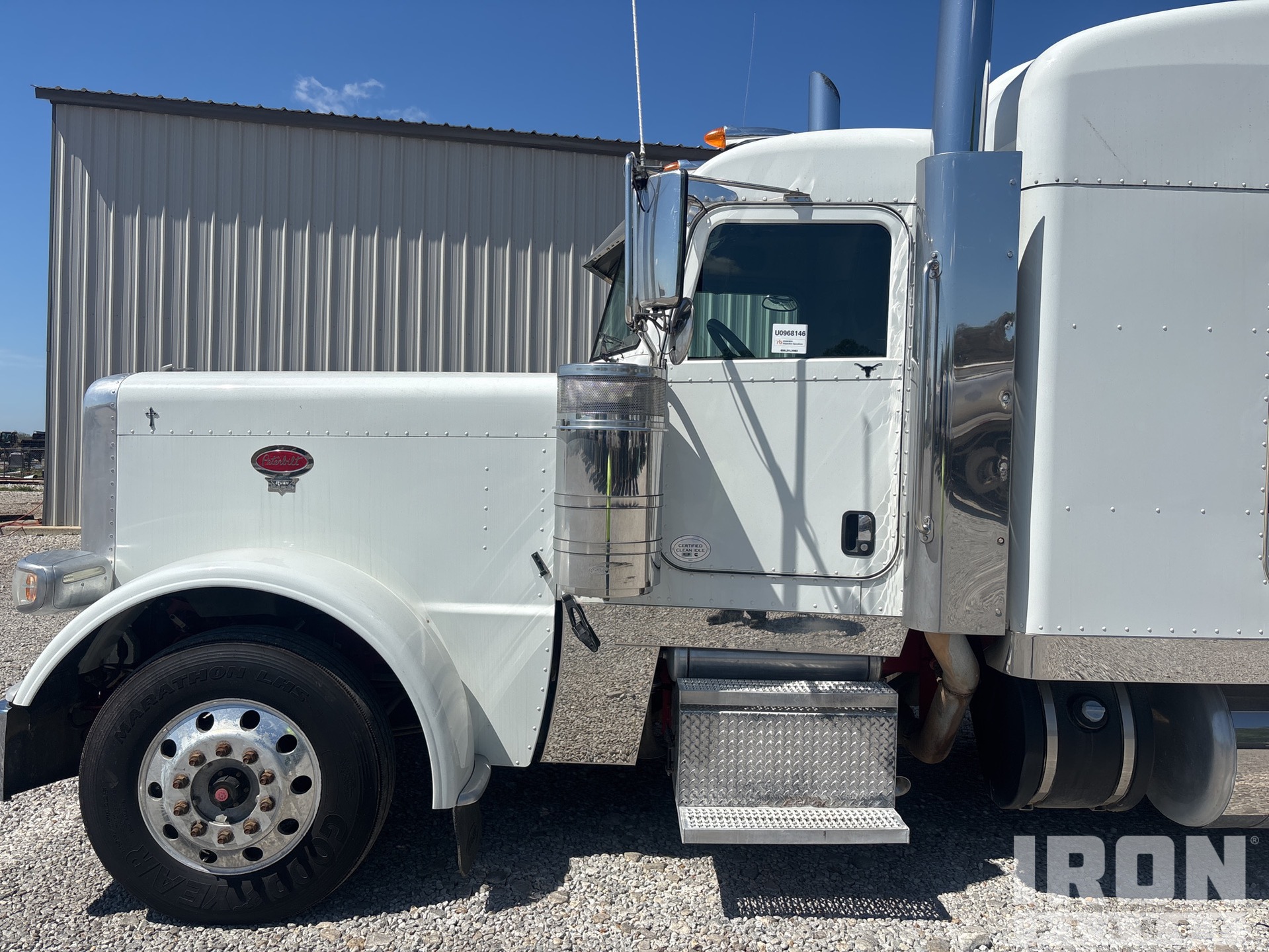 2015 Peterbilt 389