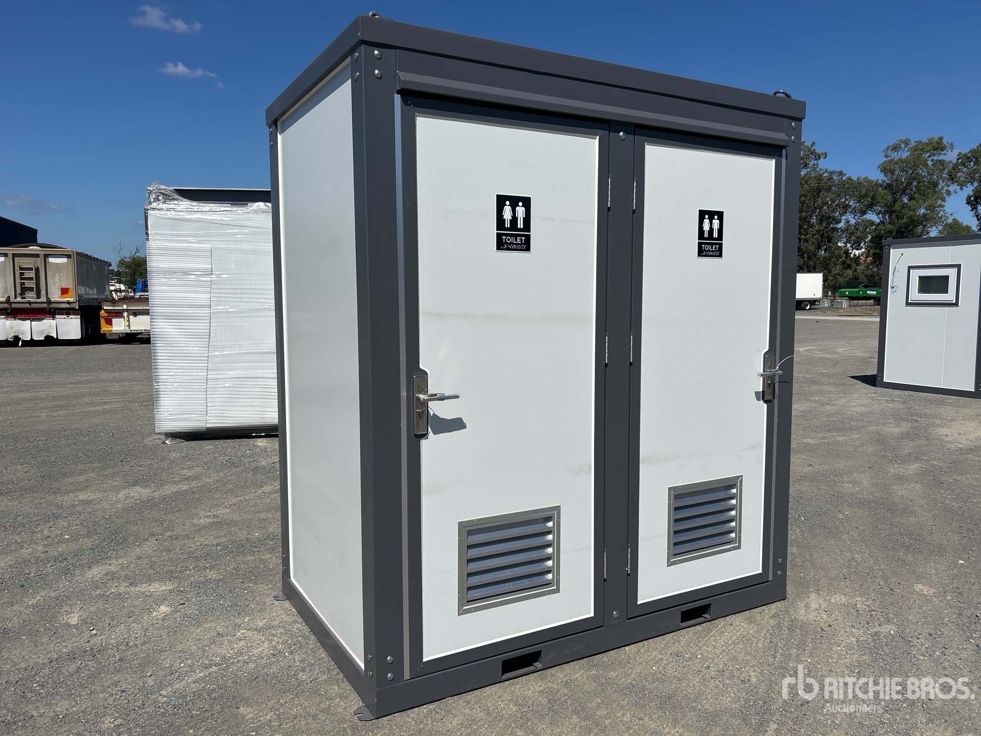 General Appearance with Foto, angolo anteriore destro