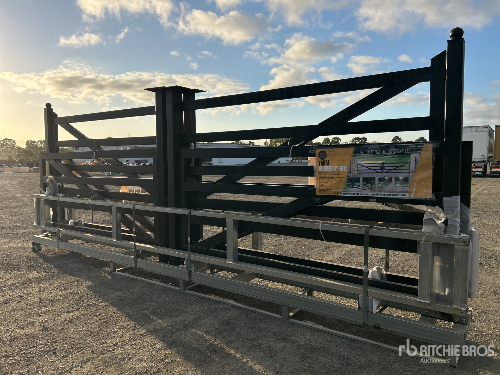 General Appearance with Imagen: esquina trasera derecha