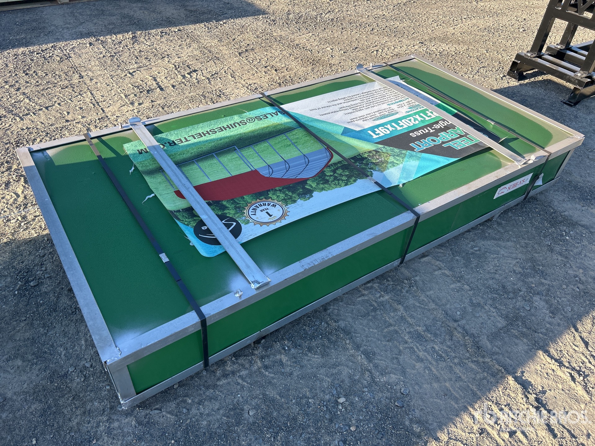 General Appearance with Picture, Left Rear Corner