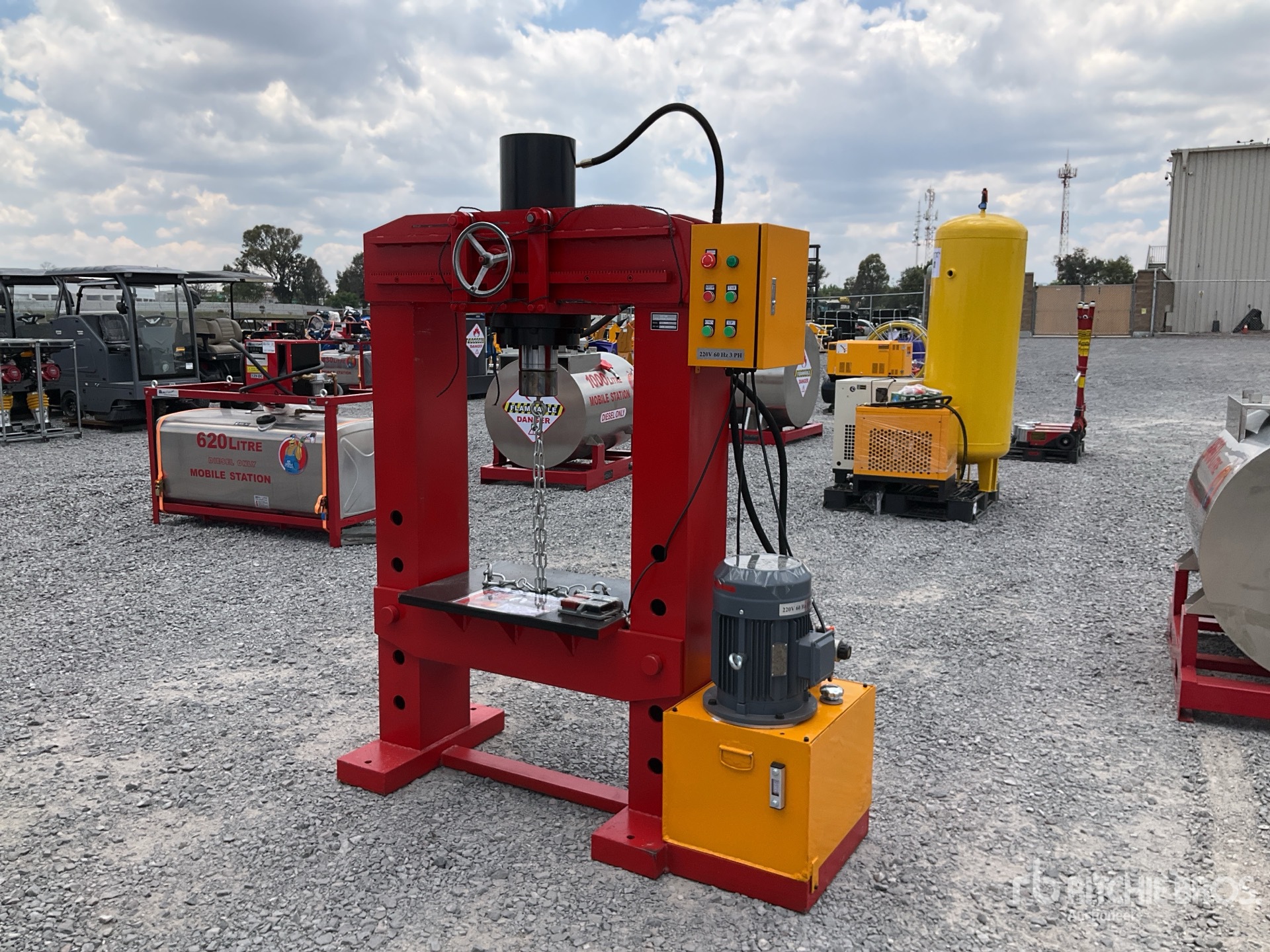 General Appearance with Picture, Right Front Corner