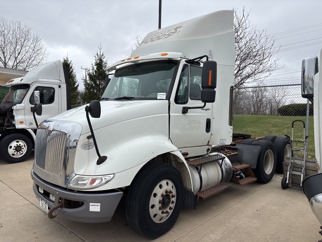 2009 International 8600 6x4 T/A Day Cab Truck Tractor (Inoperable)