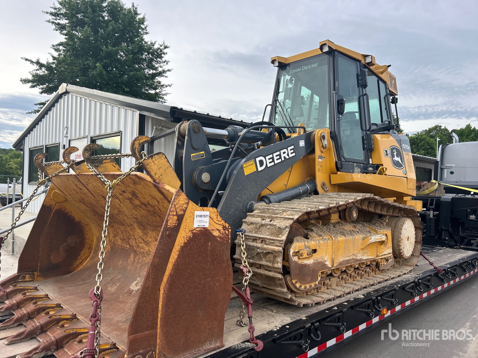 Photo of a 2022 John Deere 655K