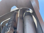 Hydraulics with Mast Lift Cylinders