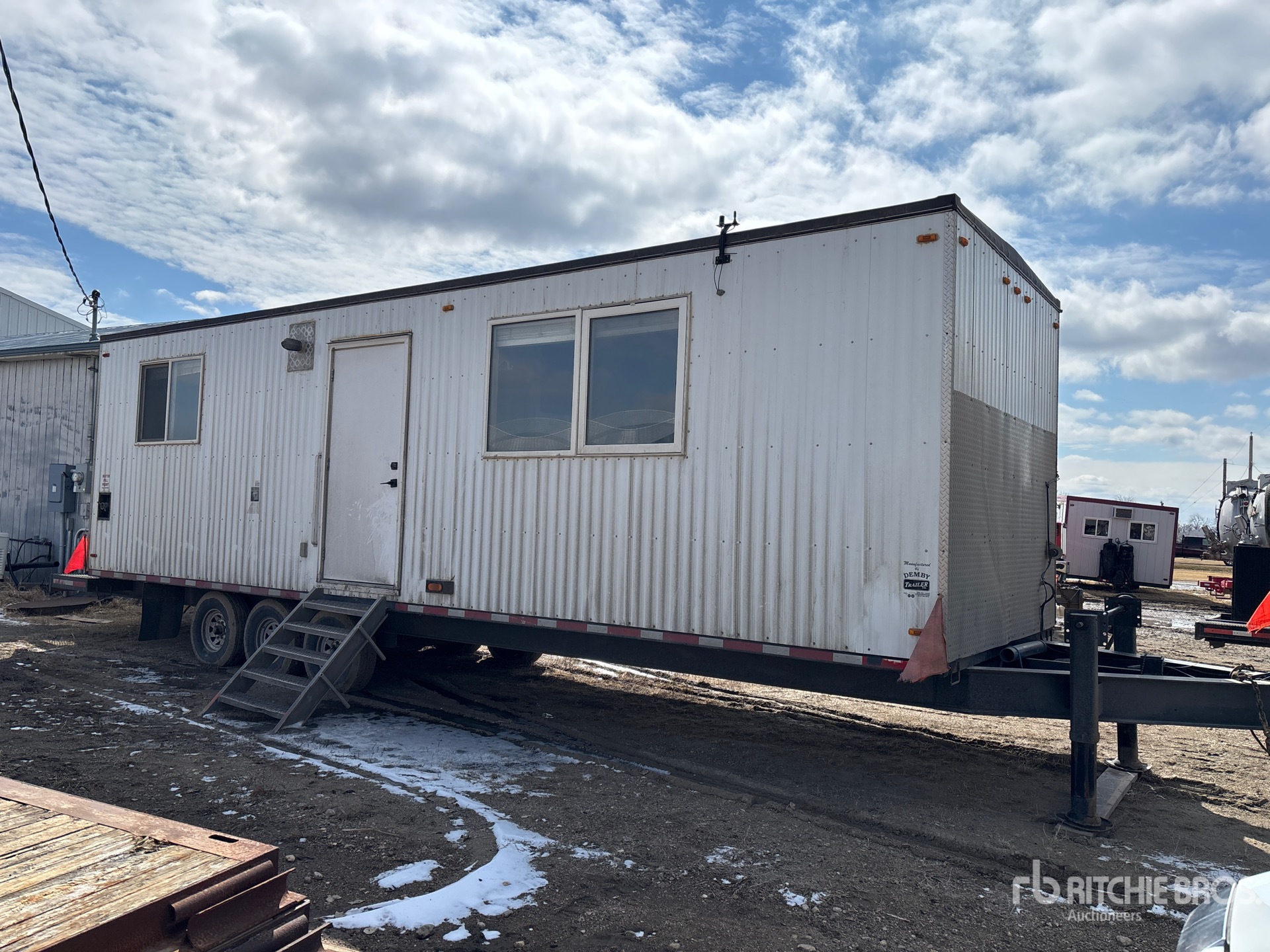 General Appearance with Imagen: esquina delantera derecha