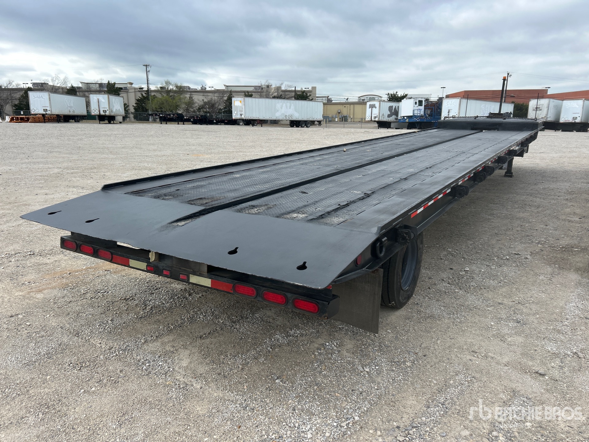 General Appearance with Imagen: esquina trasera derecha