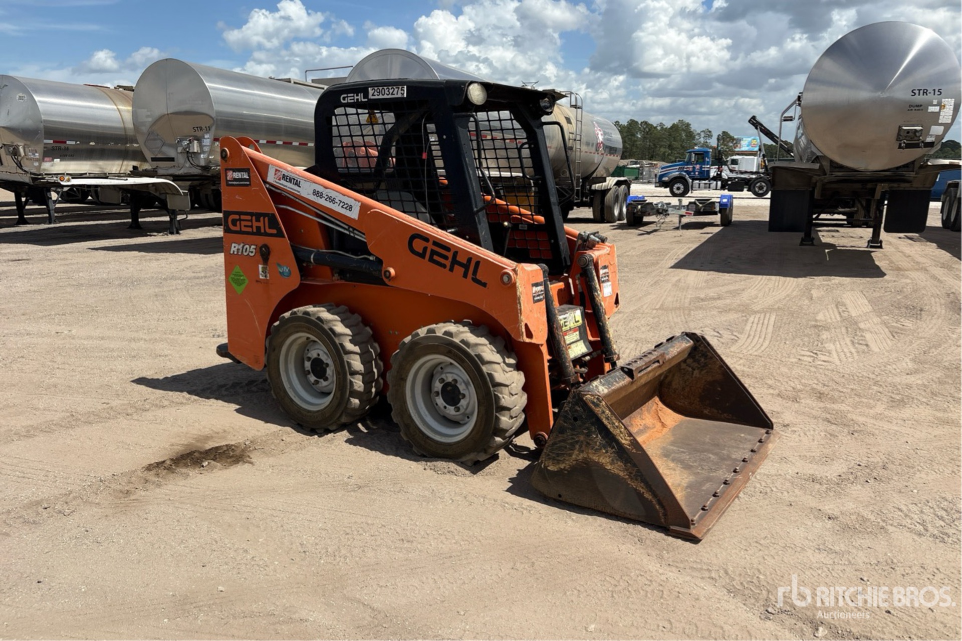 General Appearance with Picture, Right Front Corner