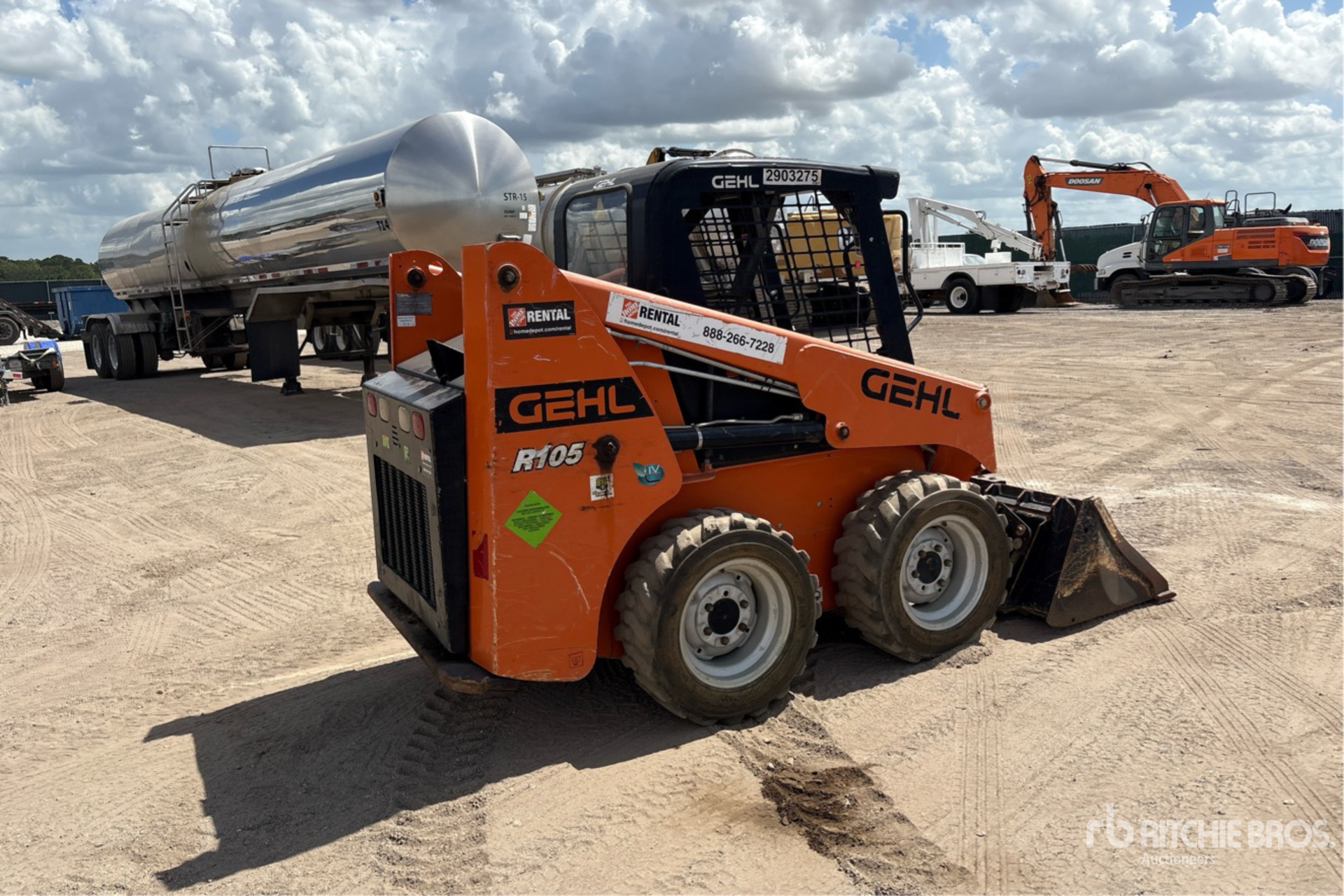 General Appearance with Picture, Right Rear Corner