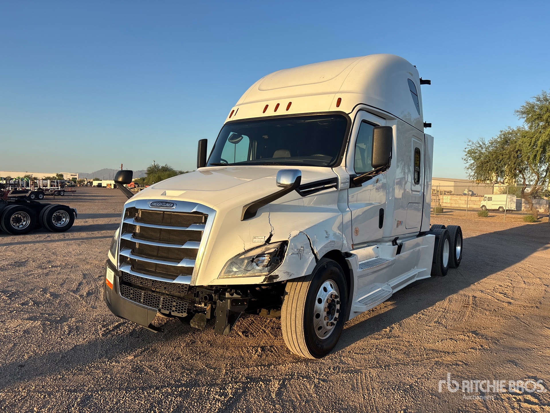Photo of a 2022 Freightliner CASCADIA 126