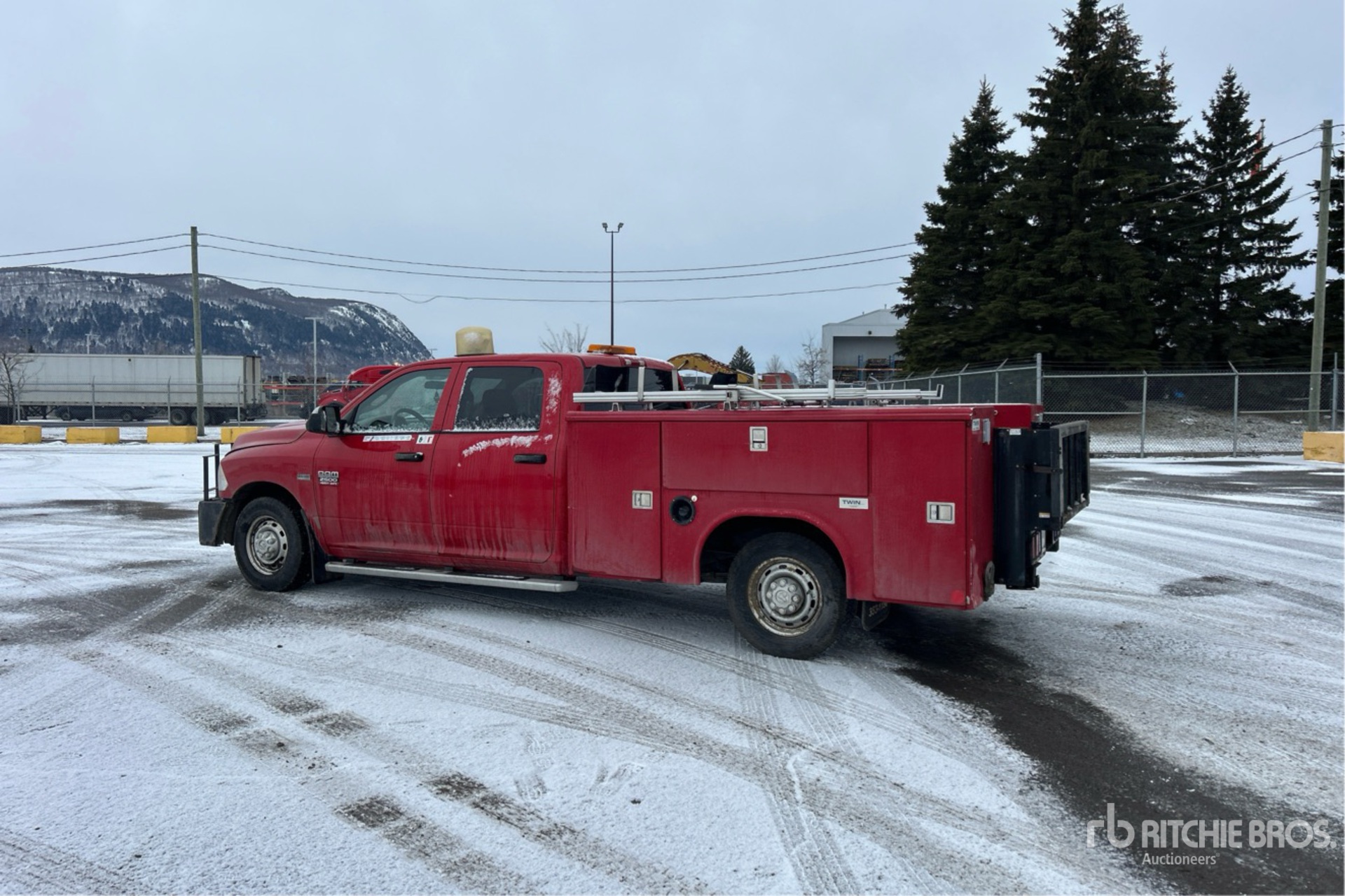 General Appearance with Picture, Left Rear Corner