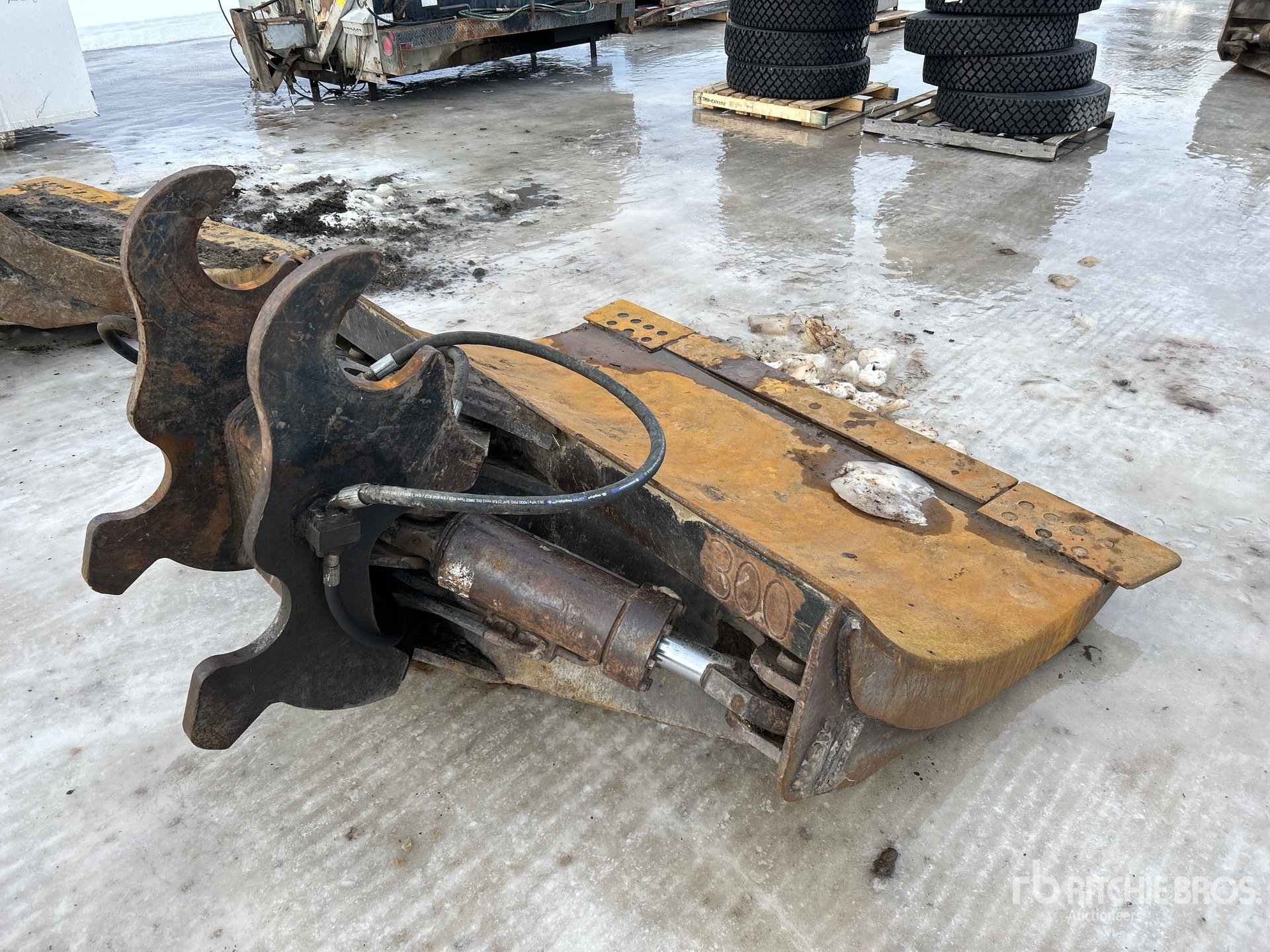 General Appearance with Imagen: esquina trasera derecha