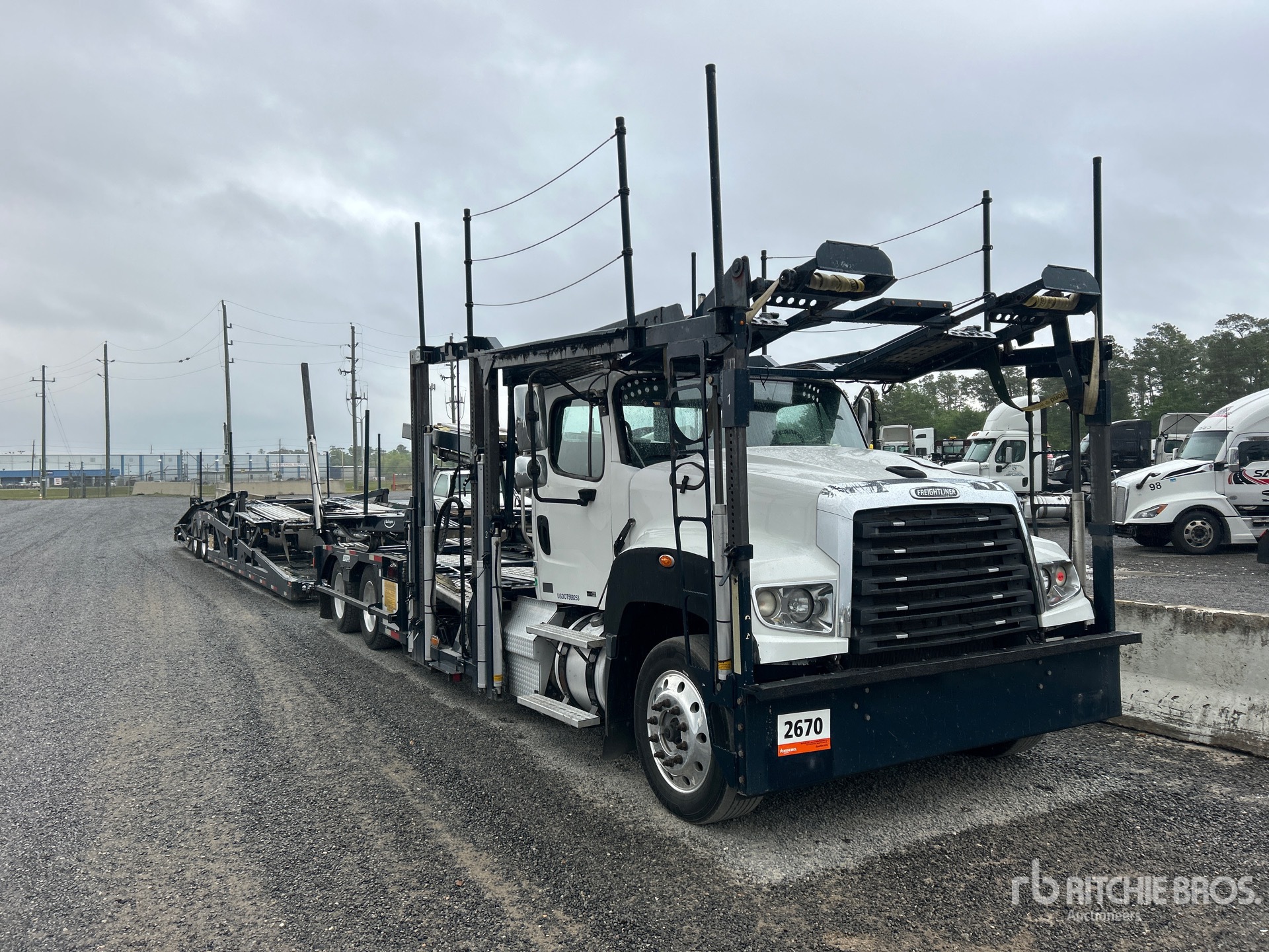 Aspect général with Image, coin avant droit