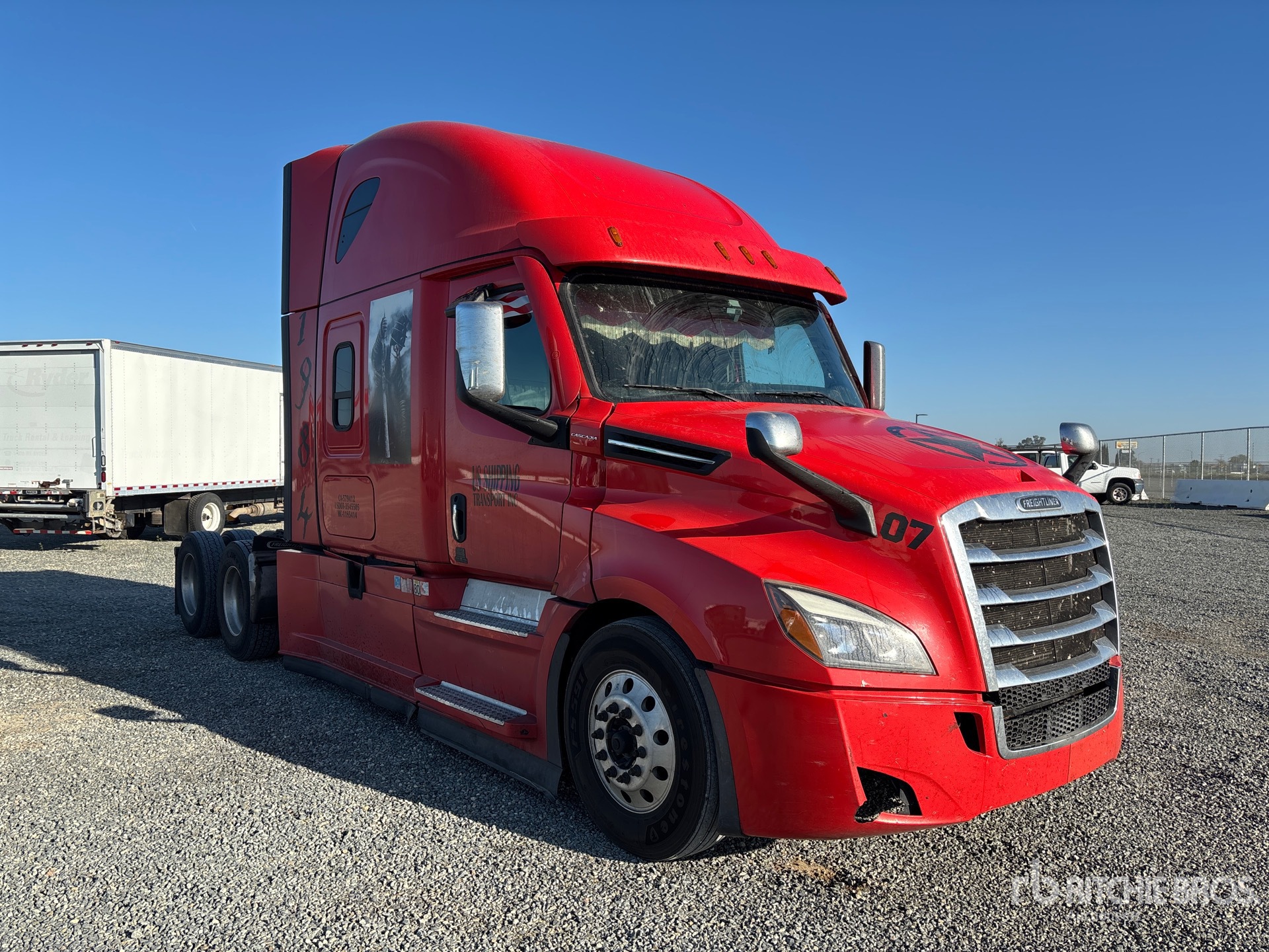 General Appearance with Foto, angolo anteriore destro