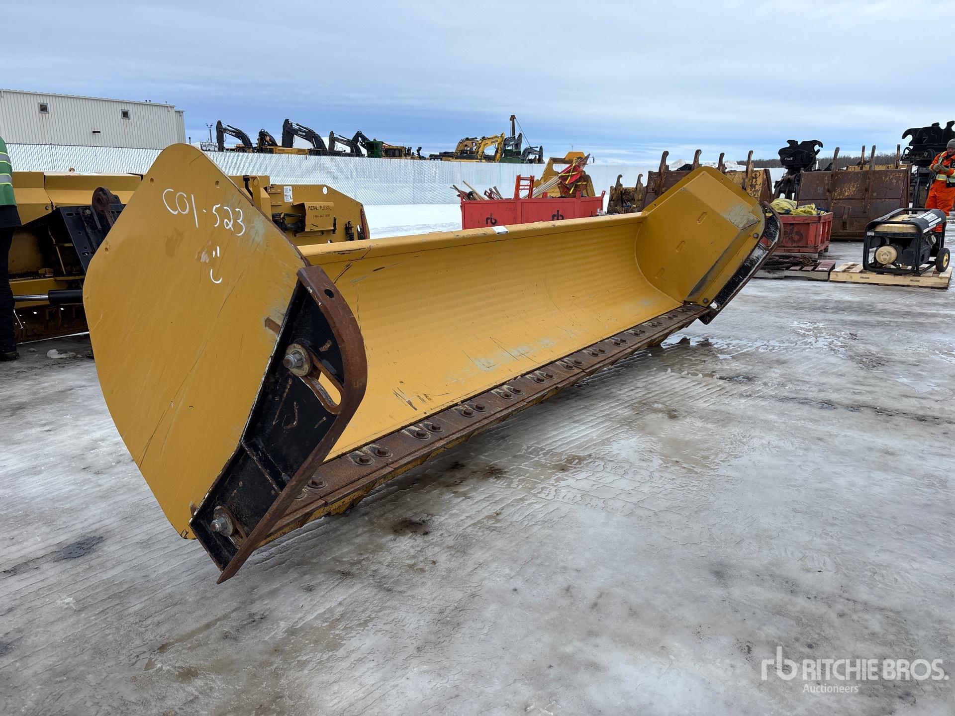 General Appearance with Picture, Right Front Corner