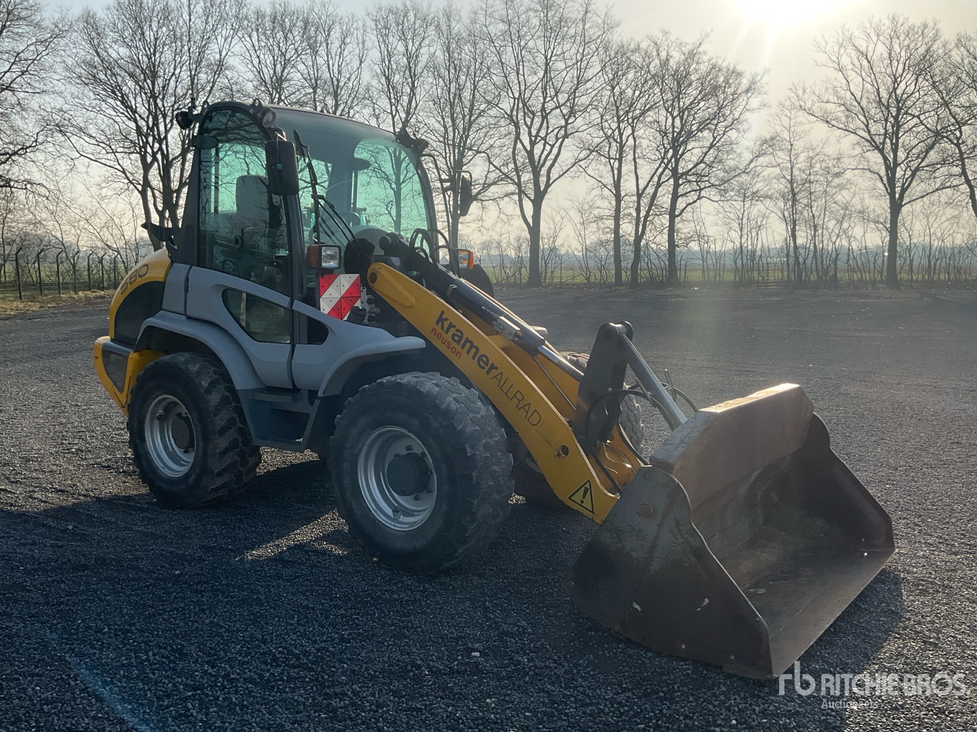 General Appearance with Imagen: esquina delantera derecha