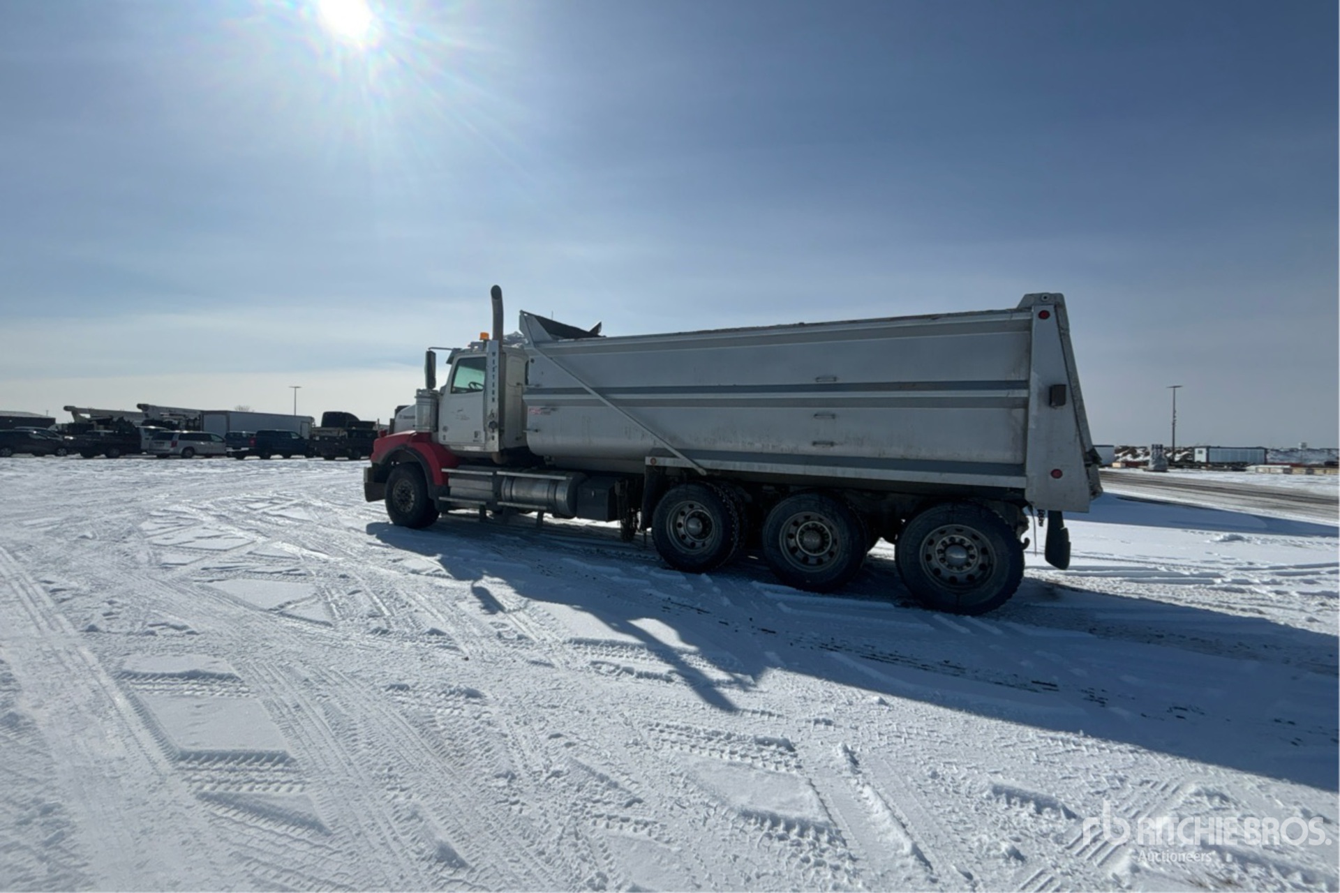 General Appearance with Imagen: esquina trasera izquierda