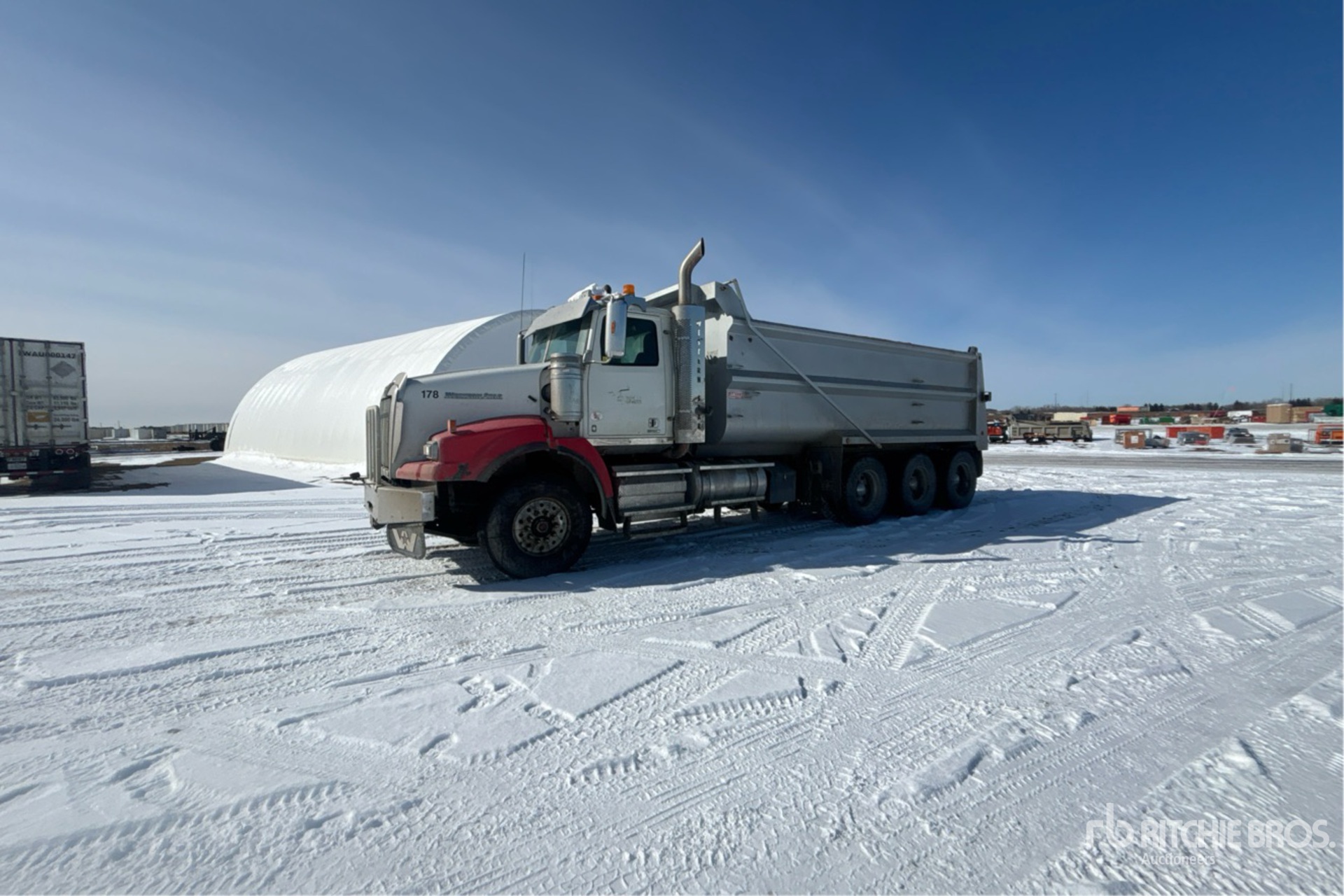 General Appearance with Imagen: esquina delantera izquierda