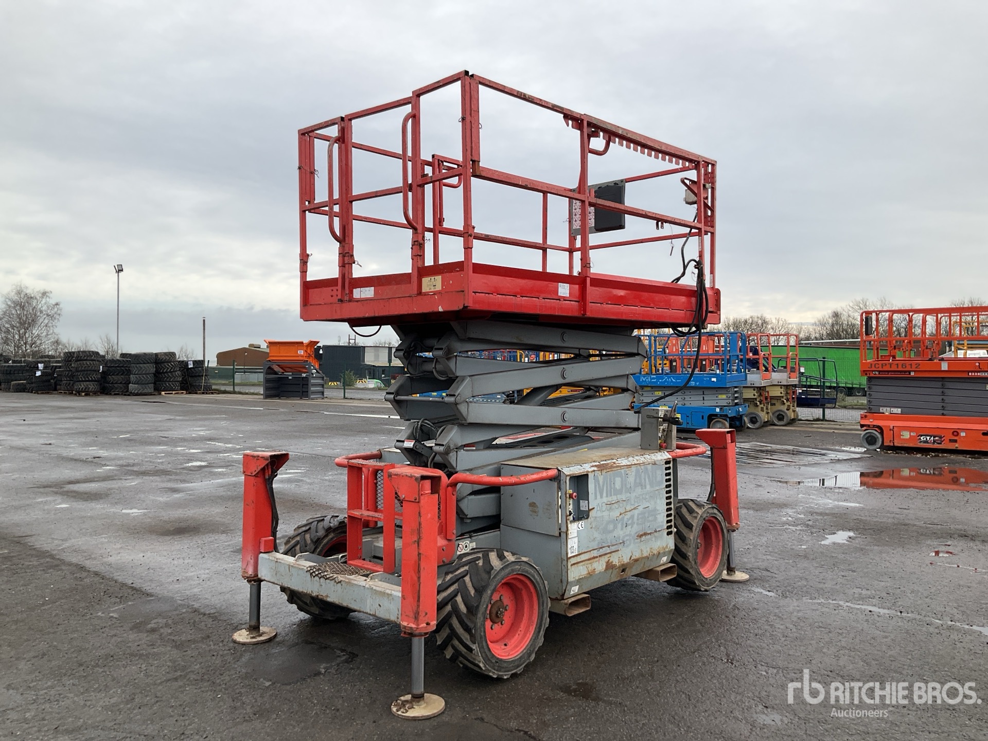 General Appearance with Featured Photo