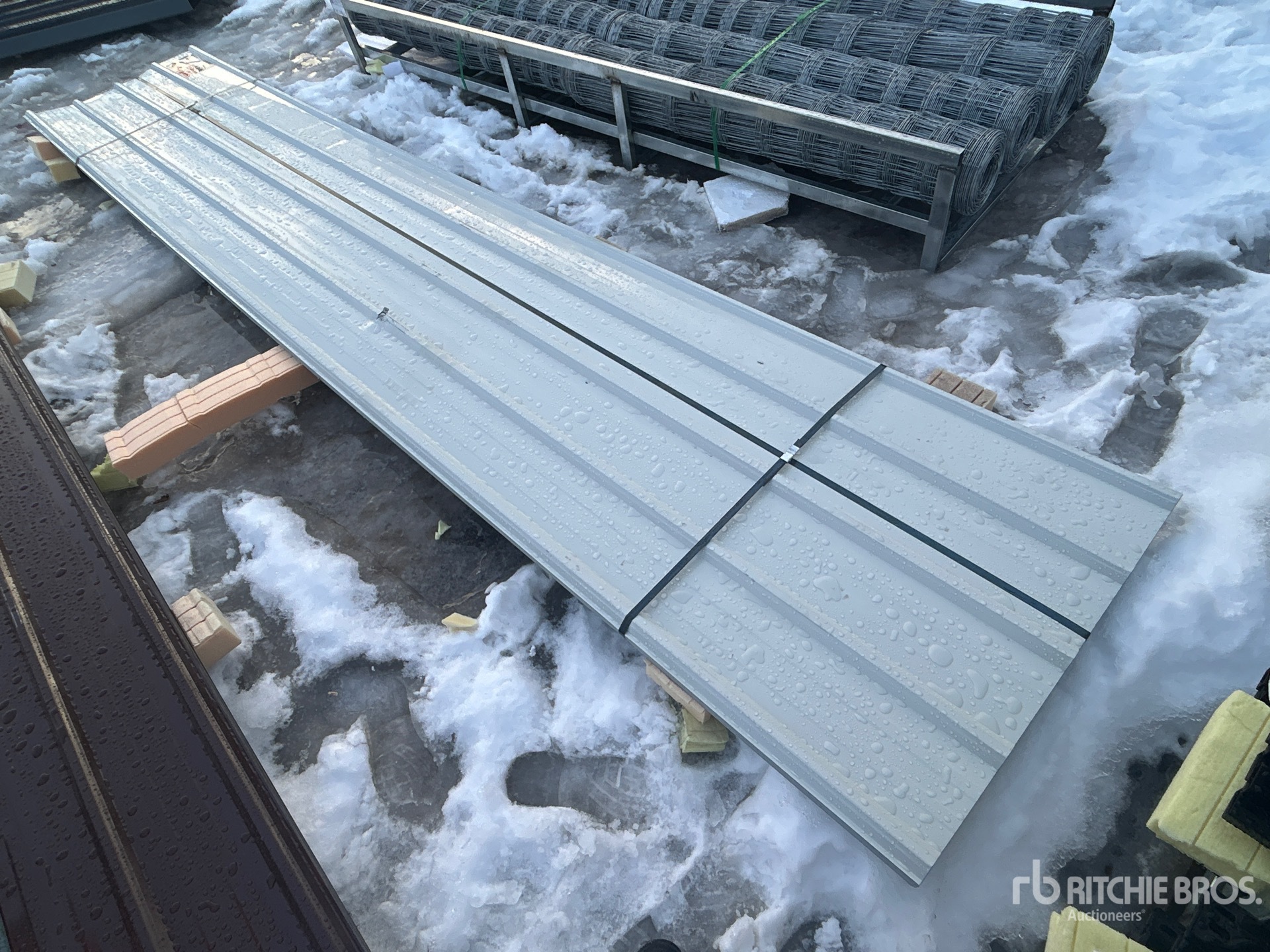 General Appearance with Imagen: esquina trasera derecha