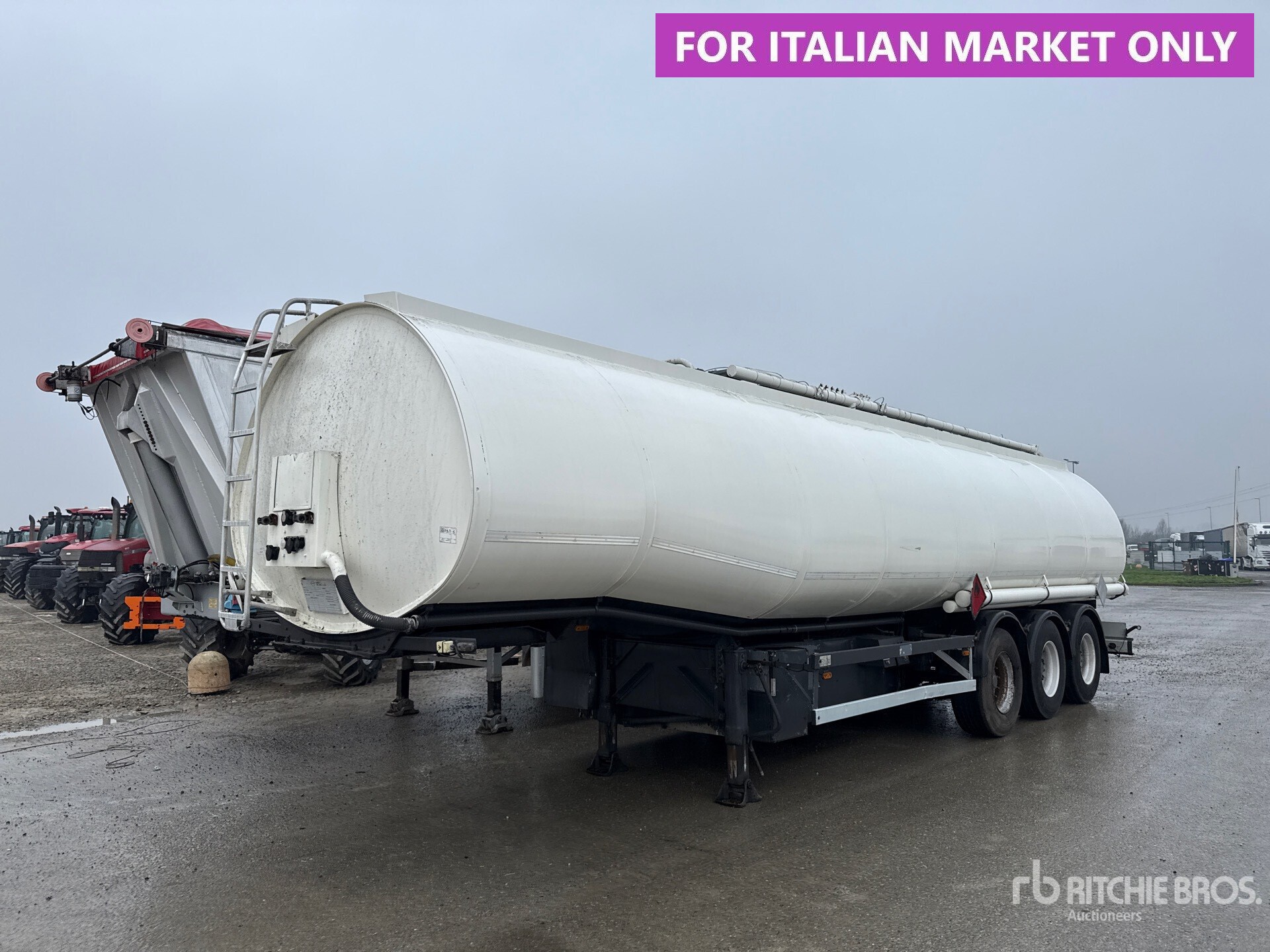 General Appearance with Featured Photo