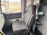Cab with Seats/armrests