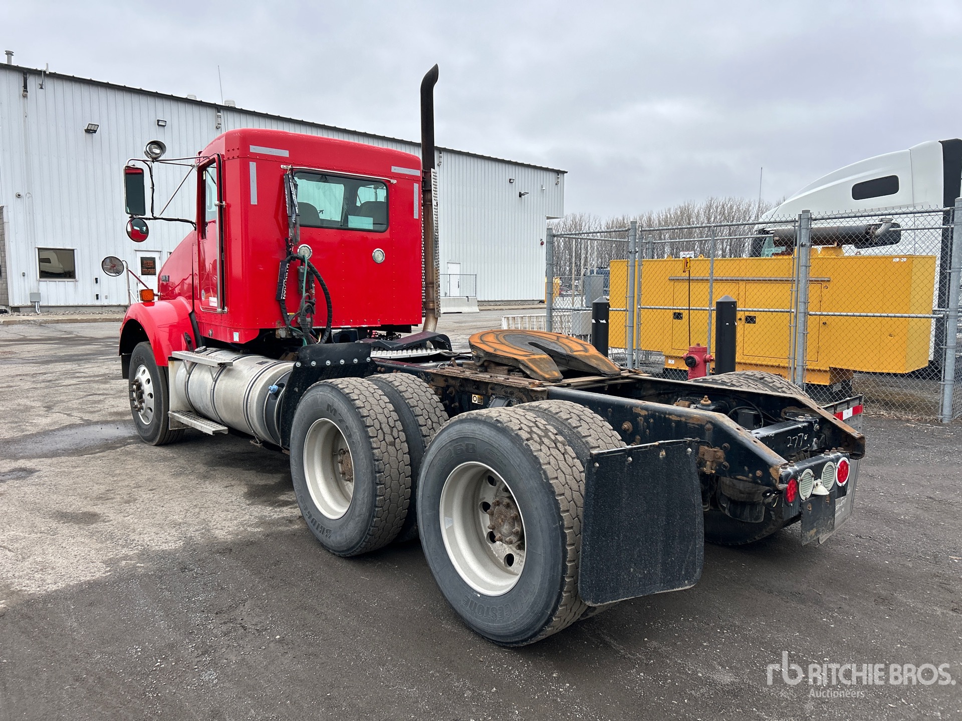 General Appearance with Imagen: esquina trasera izquierda