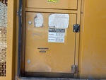 Generator with Receptáculos