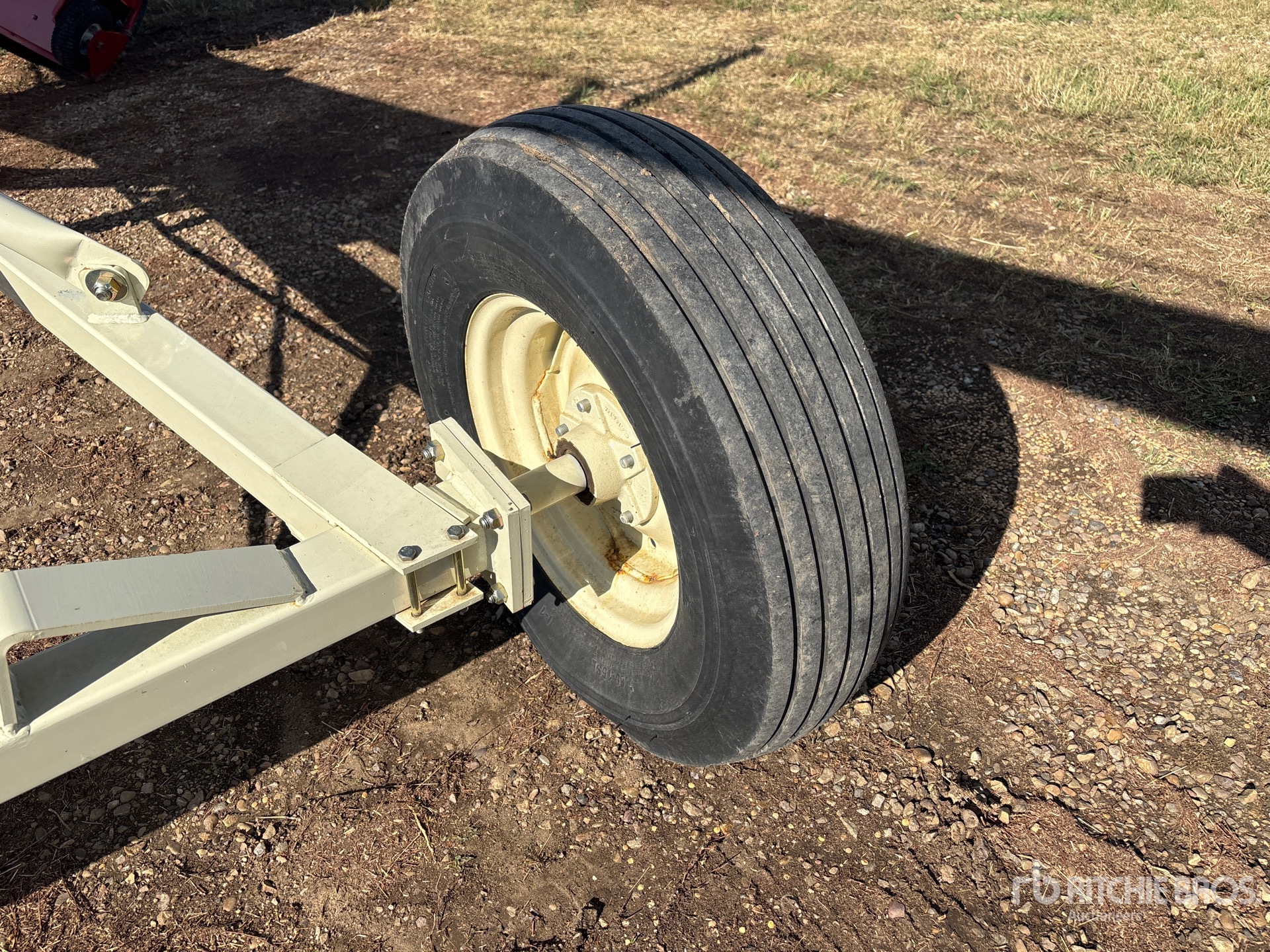 Farm King 1060