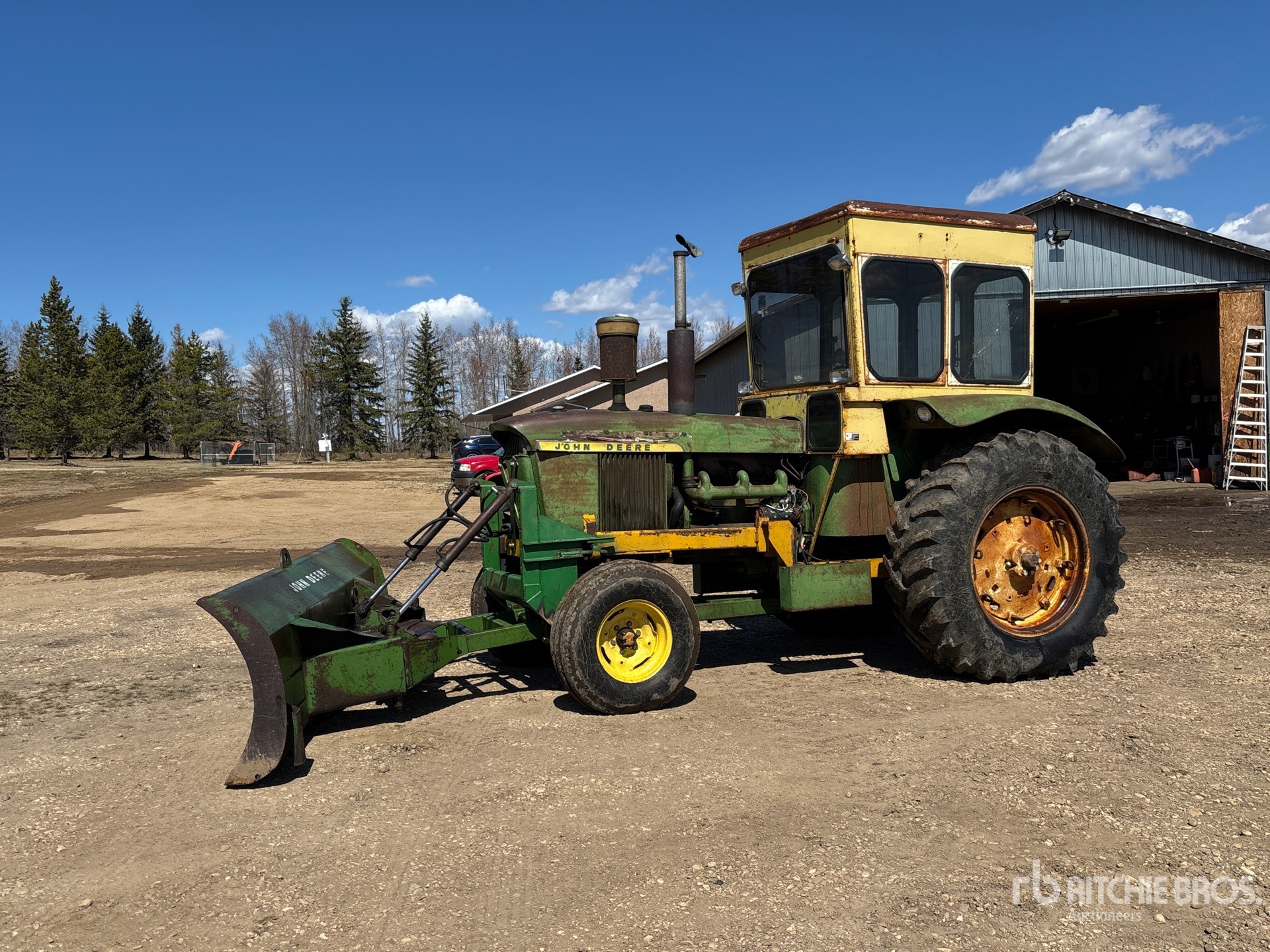 Photo of a  John Deere 4010
