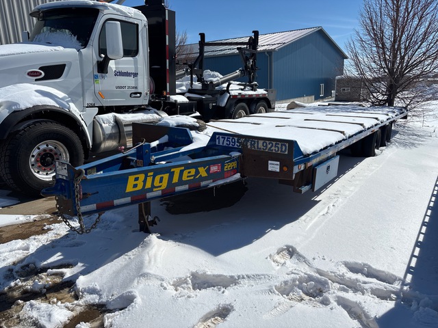 2020 Big Tex 22PH-30 30 ft T/A Flatbed Trailer