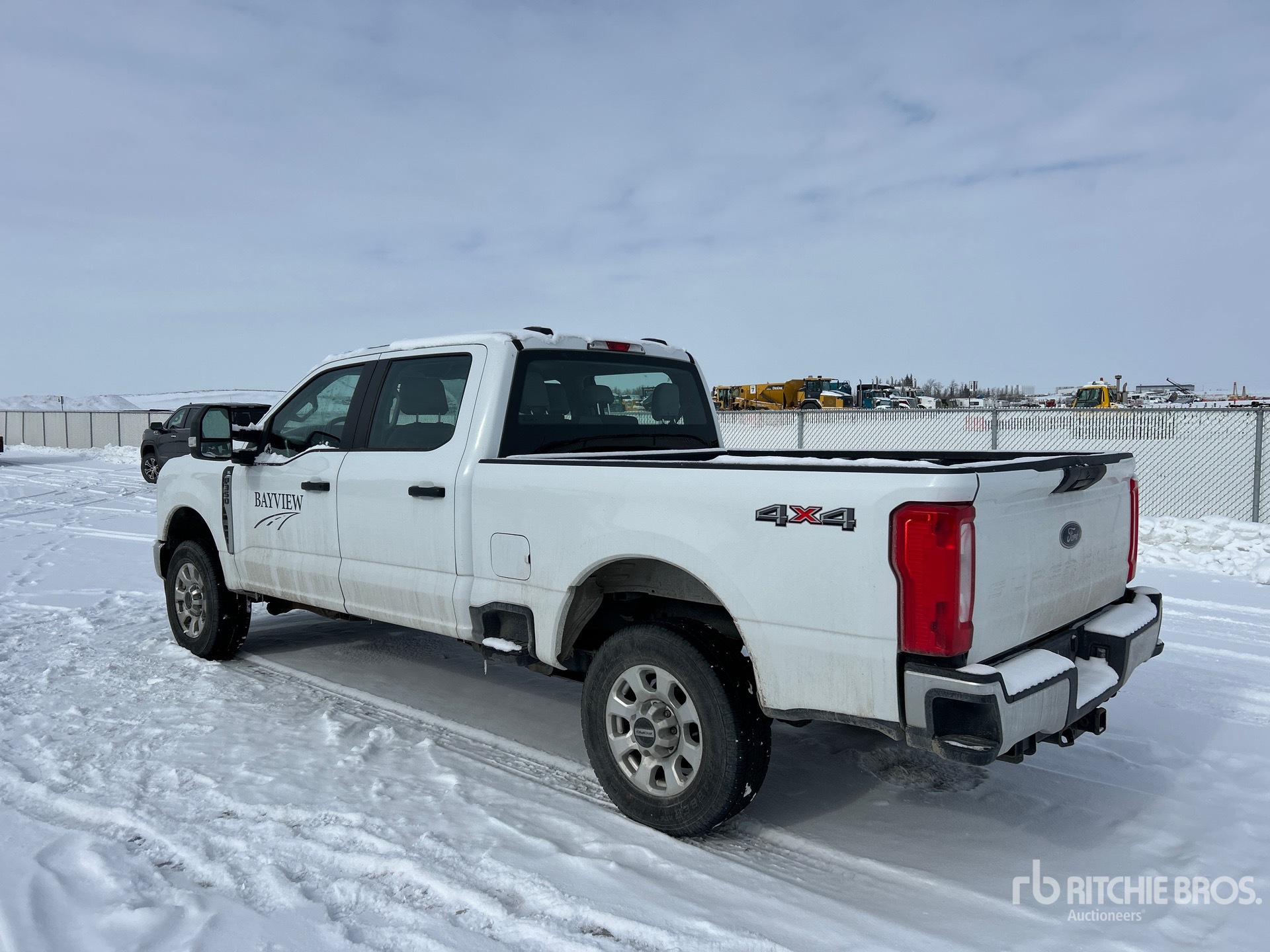 General Appearance with Imagen: esquina trasera izquierda