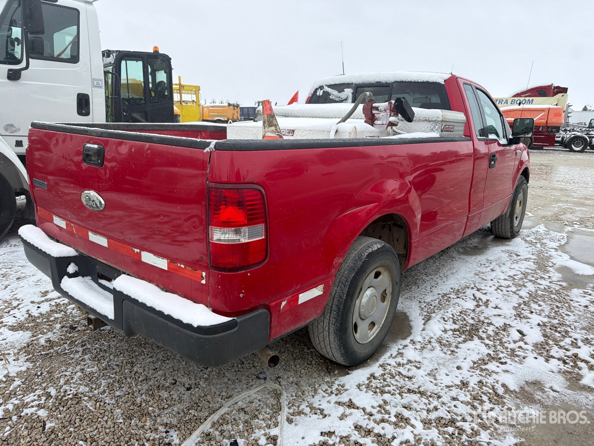 General Appearance with Picture, Right Rear Corner