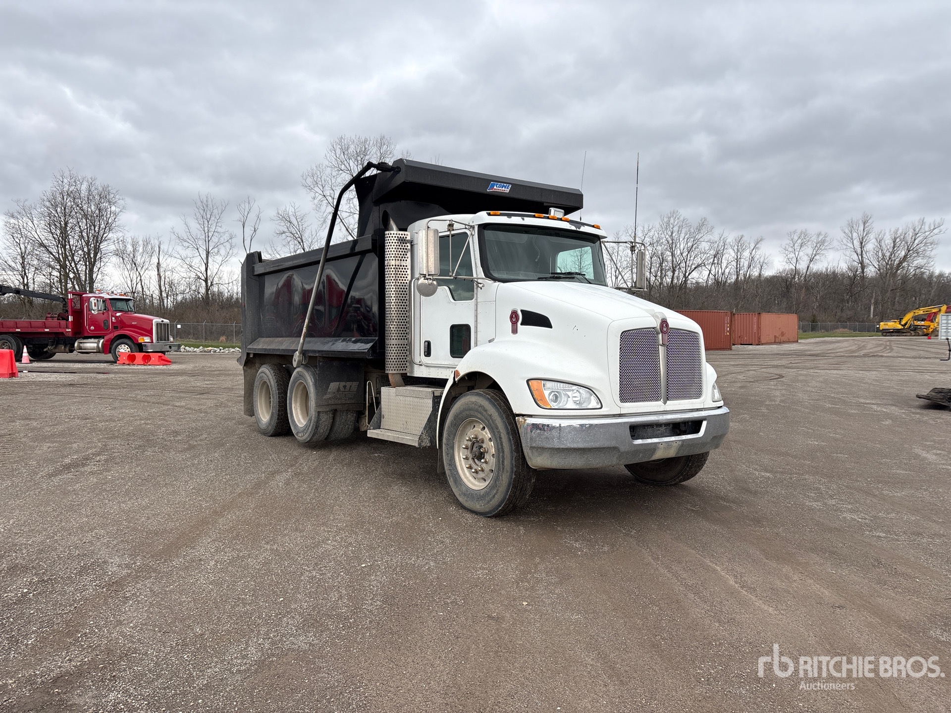 Aspect général with Image, coin avant droit