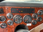 Cab with Luces de advertencia del motor