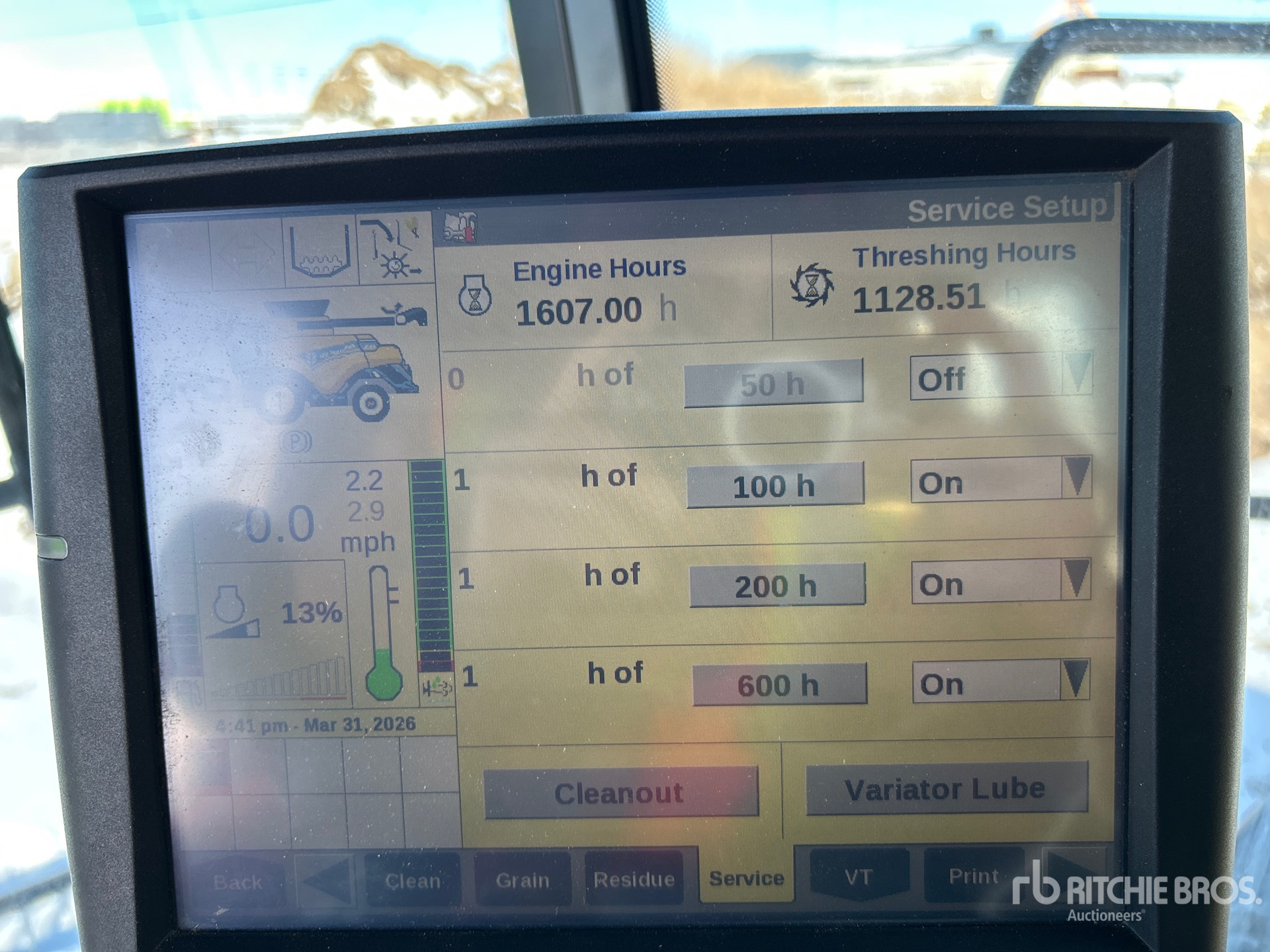 General Appearance with Horímetro / Odómetro