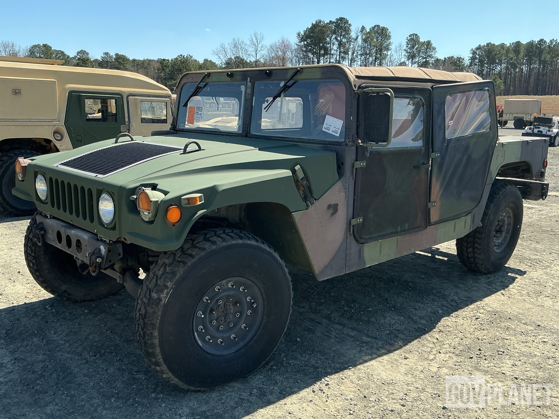 General Appearance with Picture, Left Front Corner