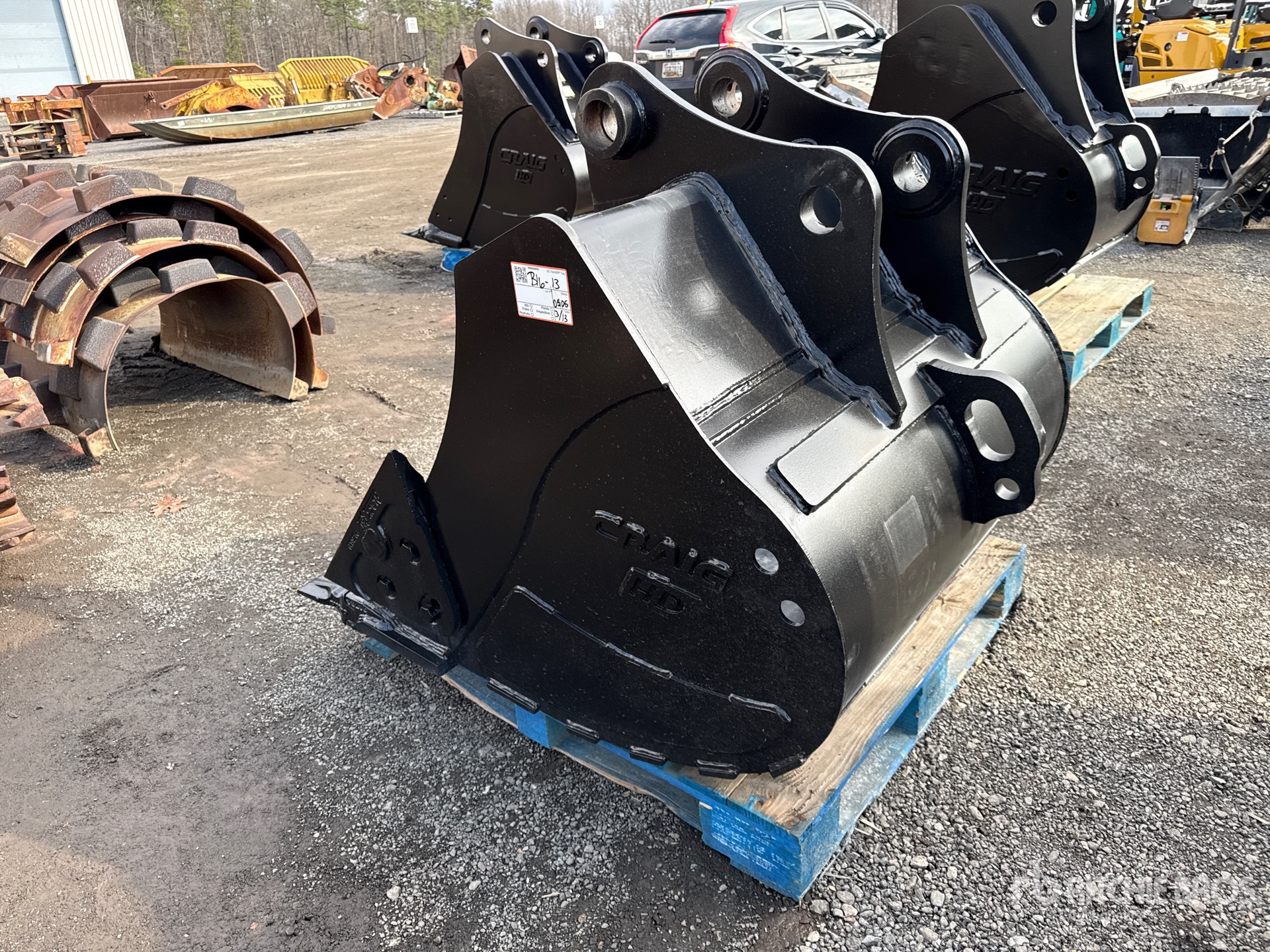 General Appearance with Foto, angolo posteriore sinistro