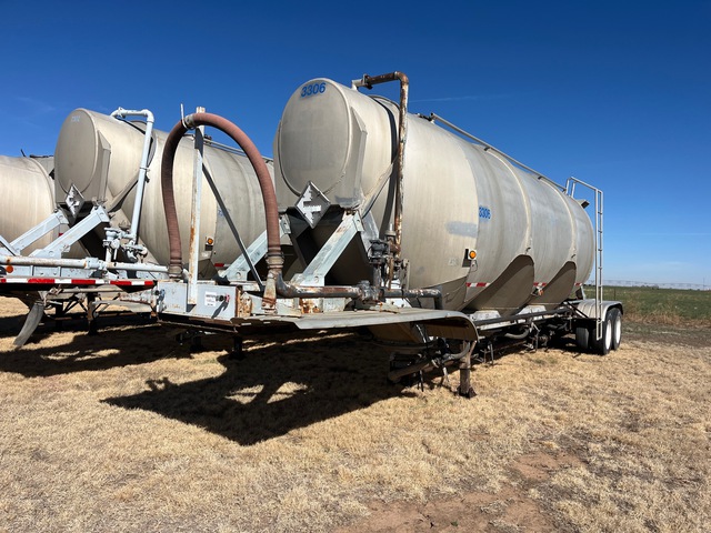 1973 Heil JET15 12000 cft T/A Pneumatic Bulk Trailer 1973 Heil JET15 12000 cft T/A Pneumatic Bulk Trailer