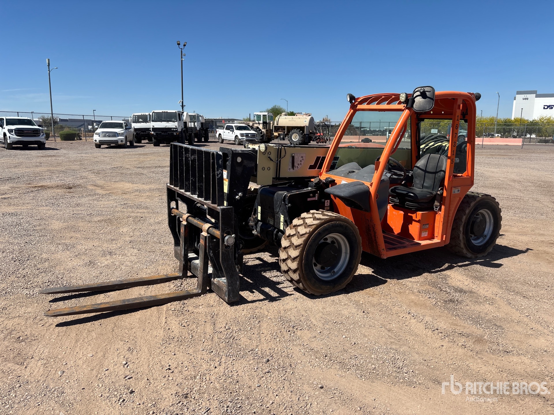 General Appearance with Picture, Left Front Corner