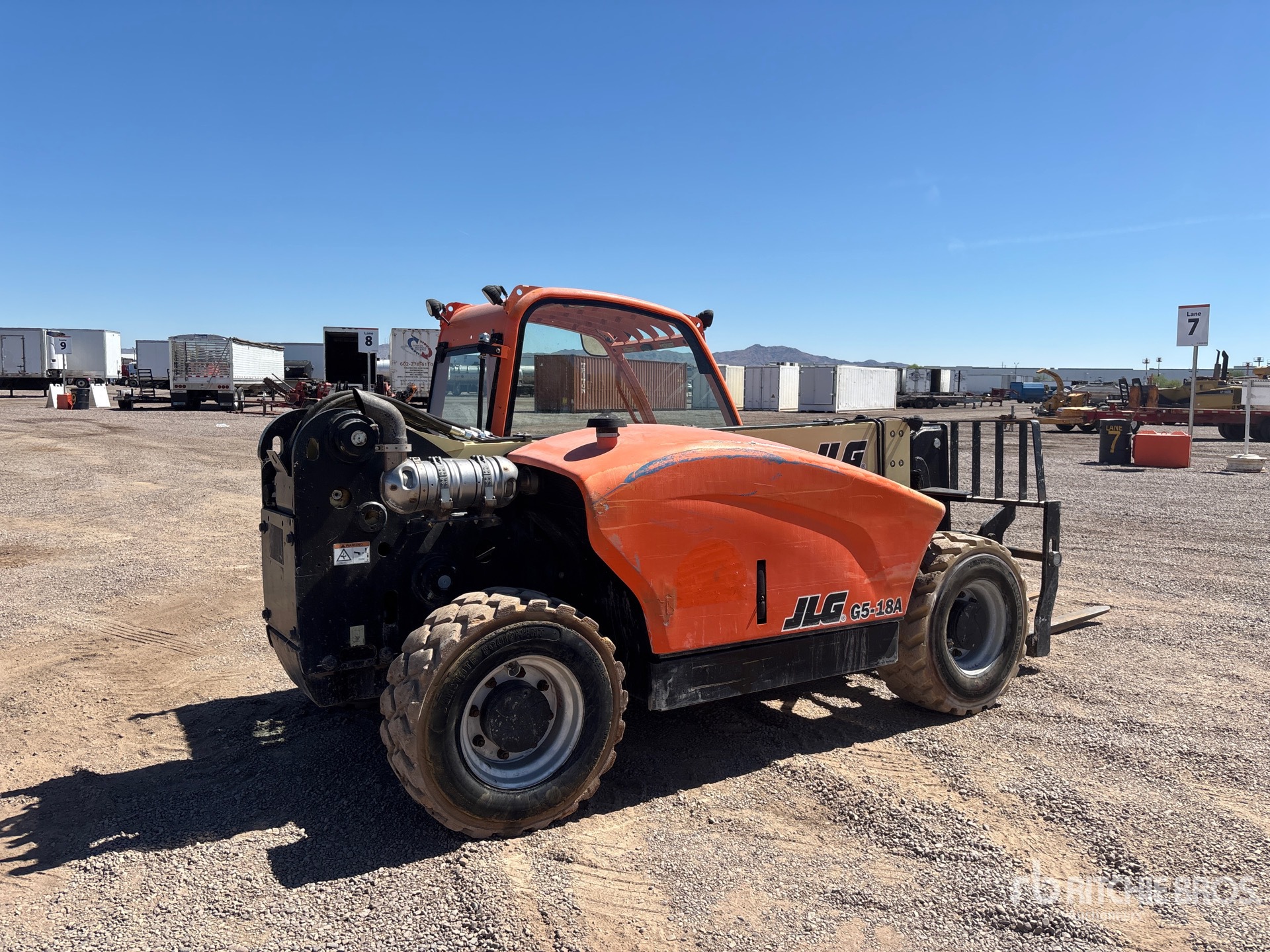 General Appearance with Picture, Right Rear Corner