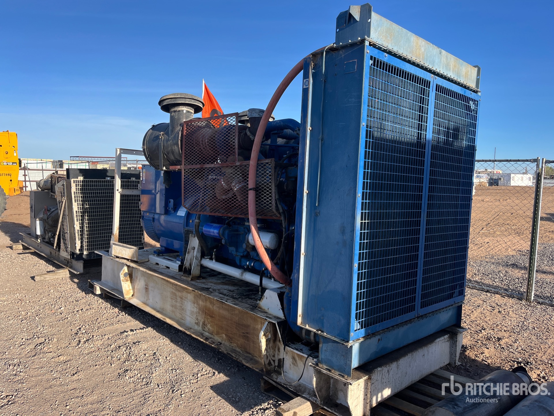 General Appearance with Bild, Ecke vorne rechts