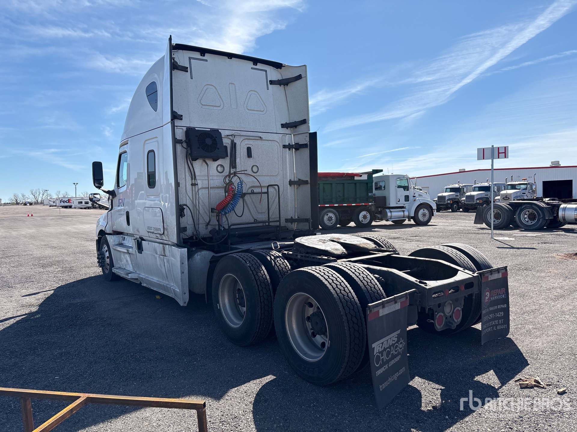 General Appearance with Picture, Left Rear Corner