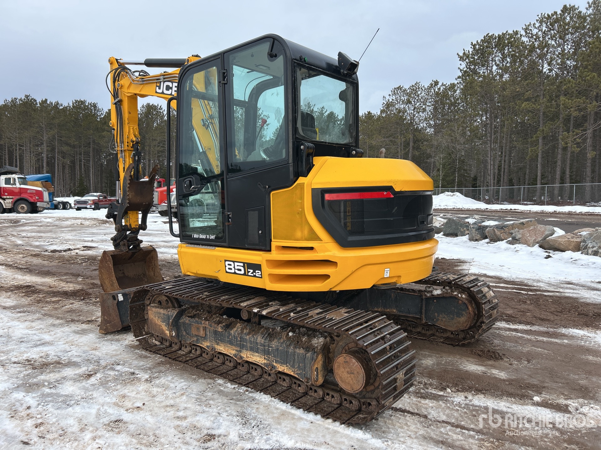 General Appearance with Foto, angolo posteriore sinistro