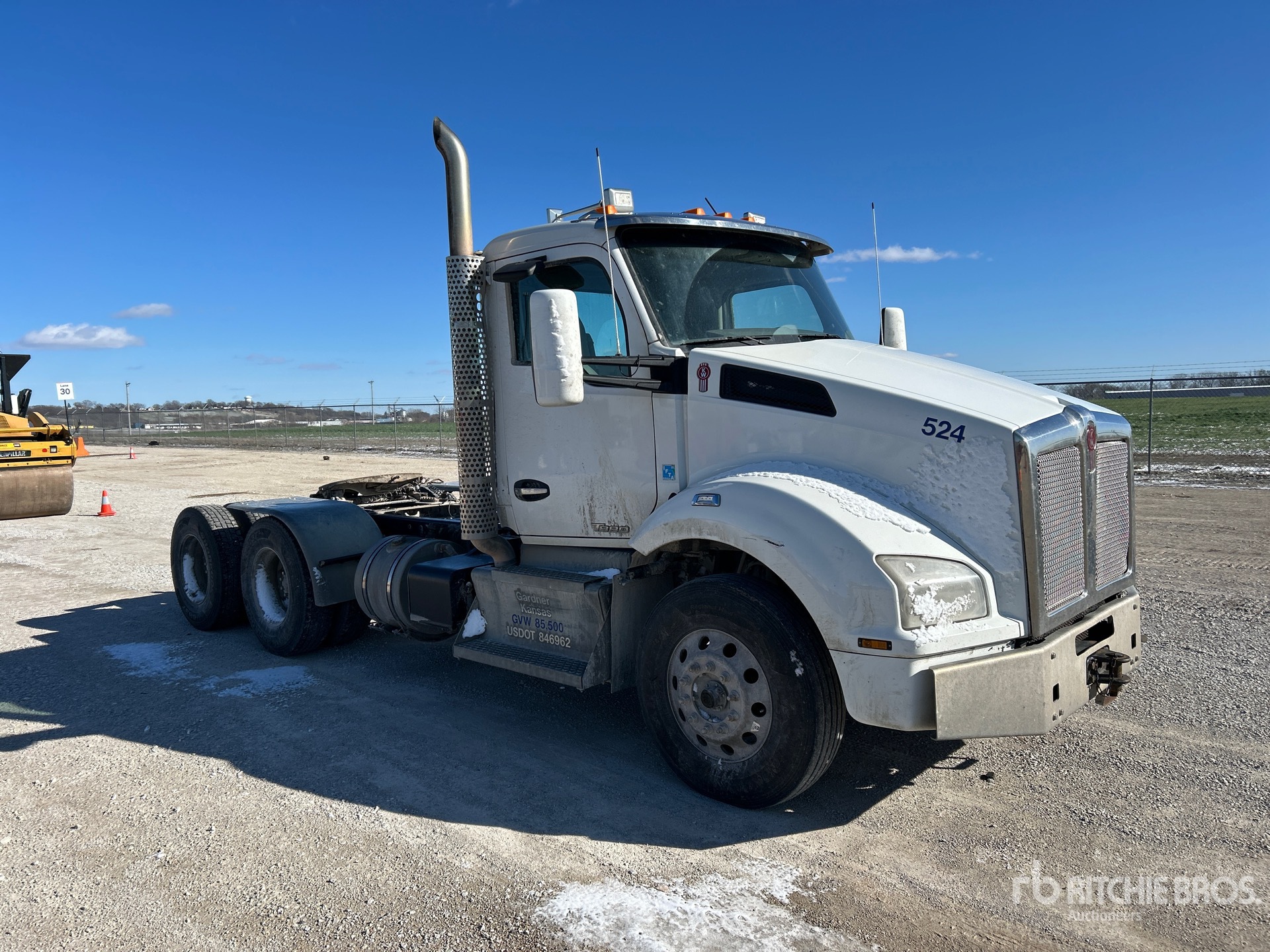 Aspect général with Image, coin avant droit