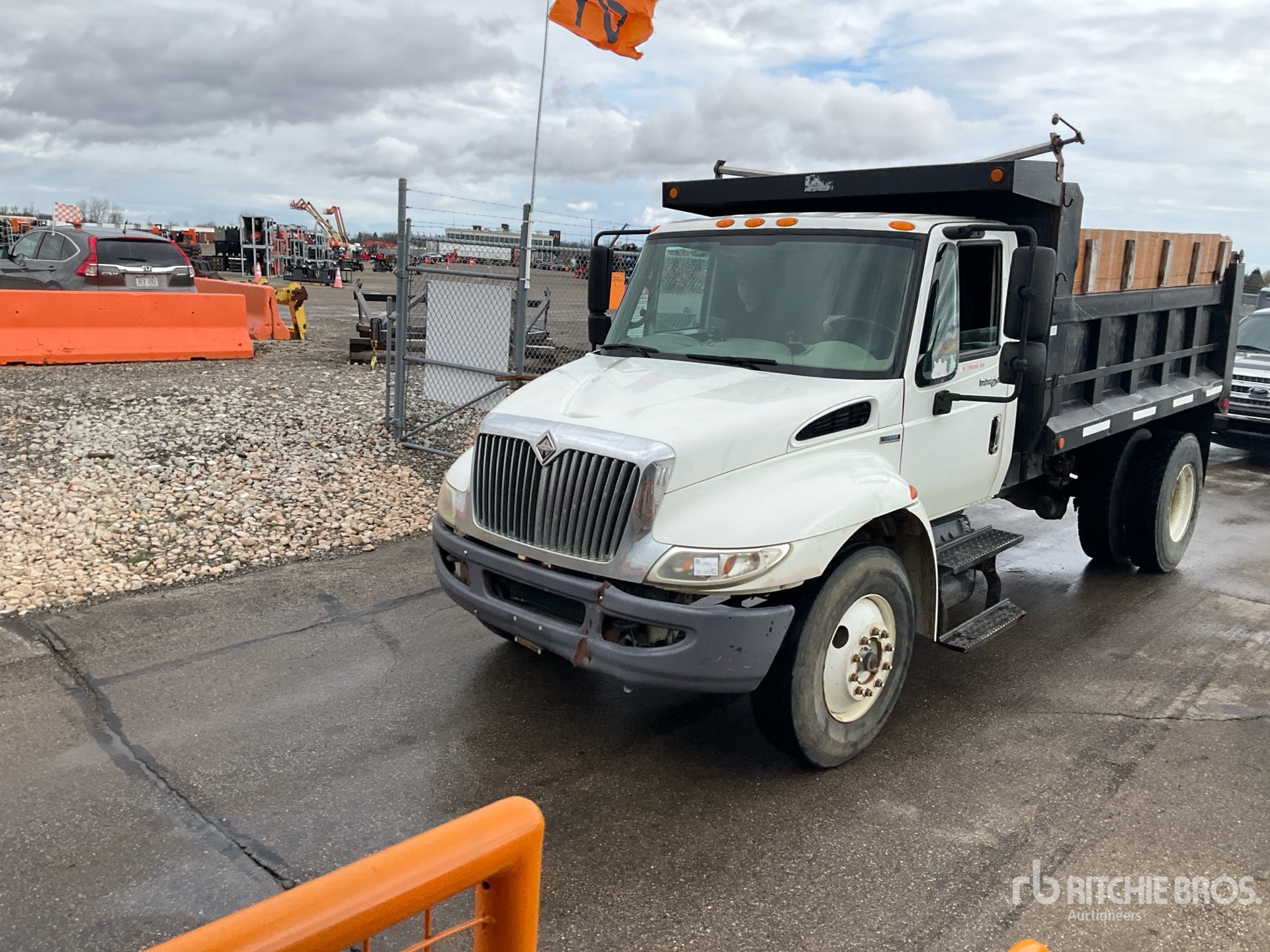 2009 International 4400