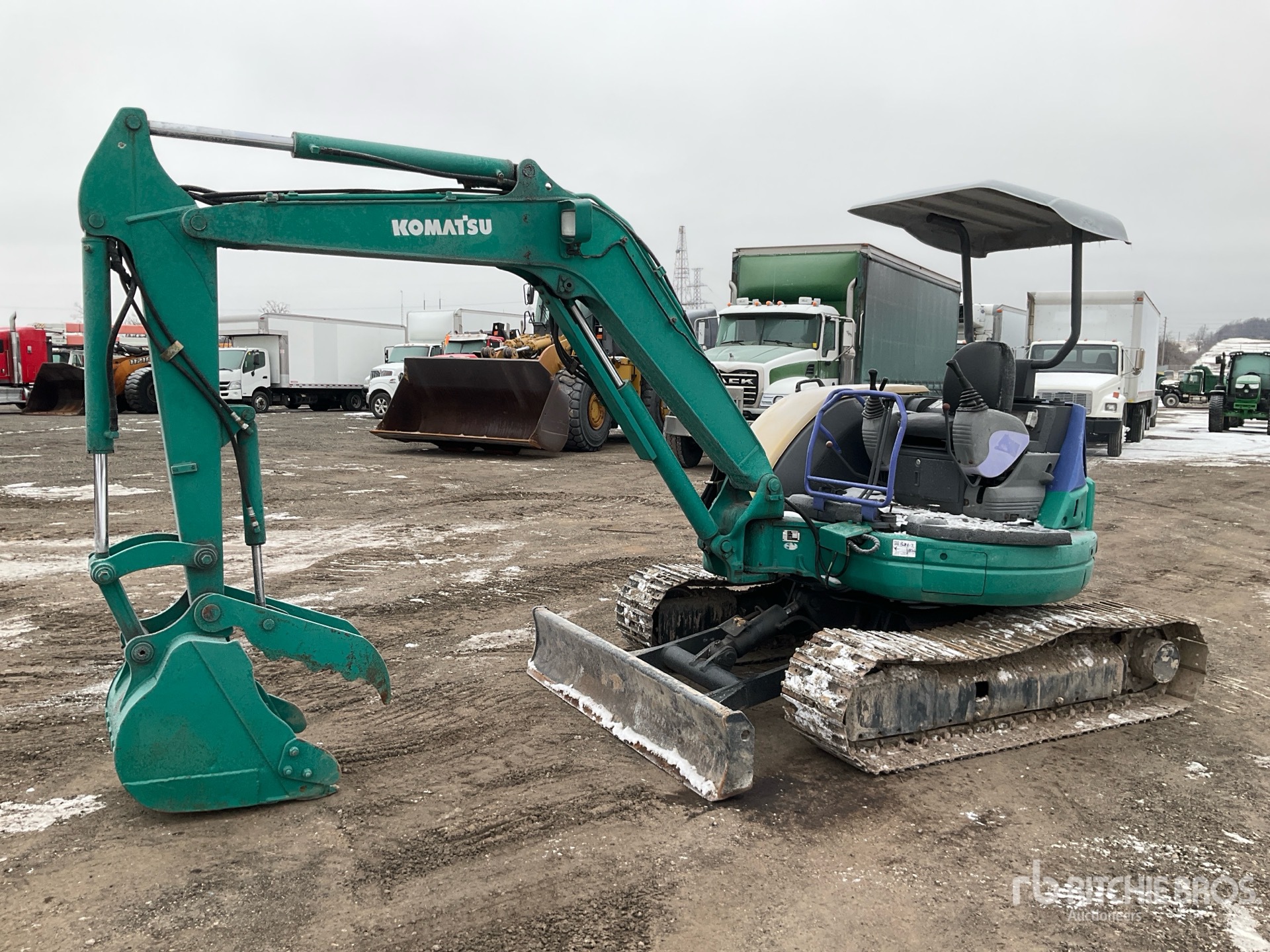 General Appearance with Picture, Left Front Corner